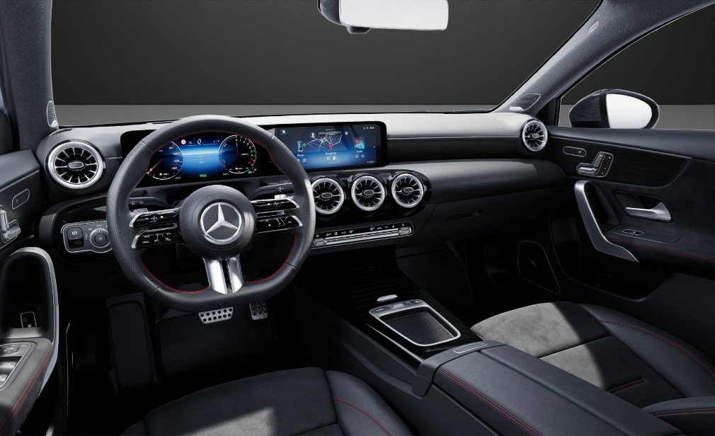 MERCEDES-BENZ A 250 e EQ Star 8G-DCT-image-5