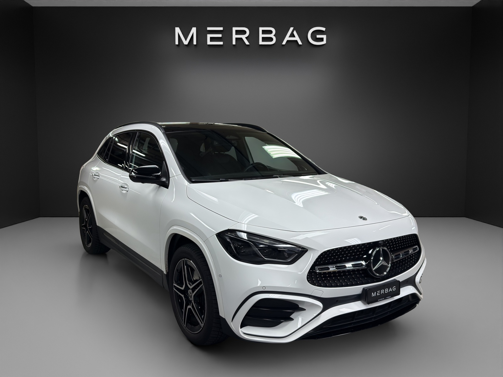 MERCEDES-BENZ GLA 220d 4Matic 8G-DCT-image-5