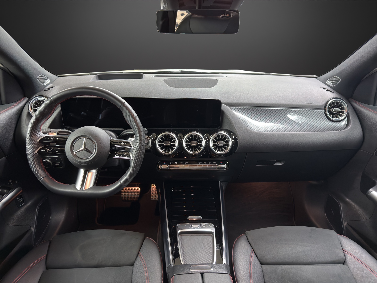 MERCEDES-BENZ GLA 220d 4Matic 8G-DCT-image-10