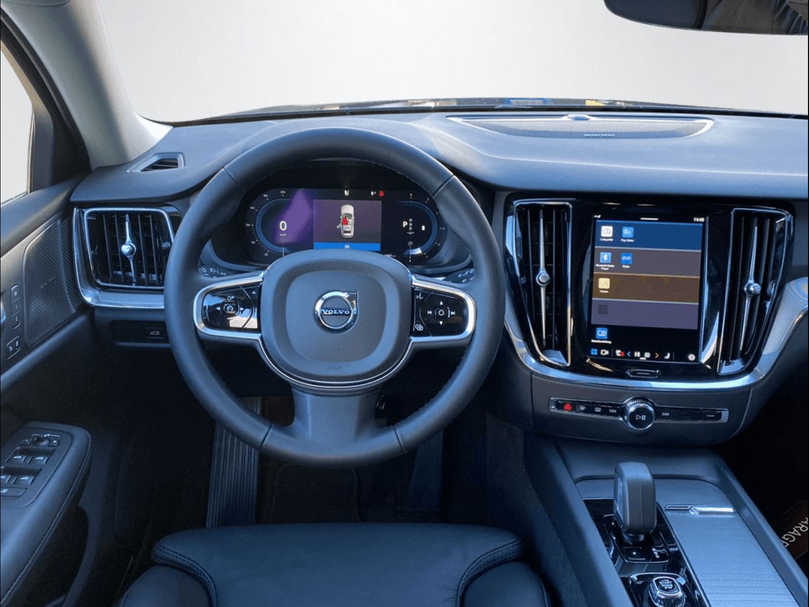 VOLVO V60 Cross Country 2.0 B4 Plus AWD-image-12