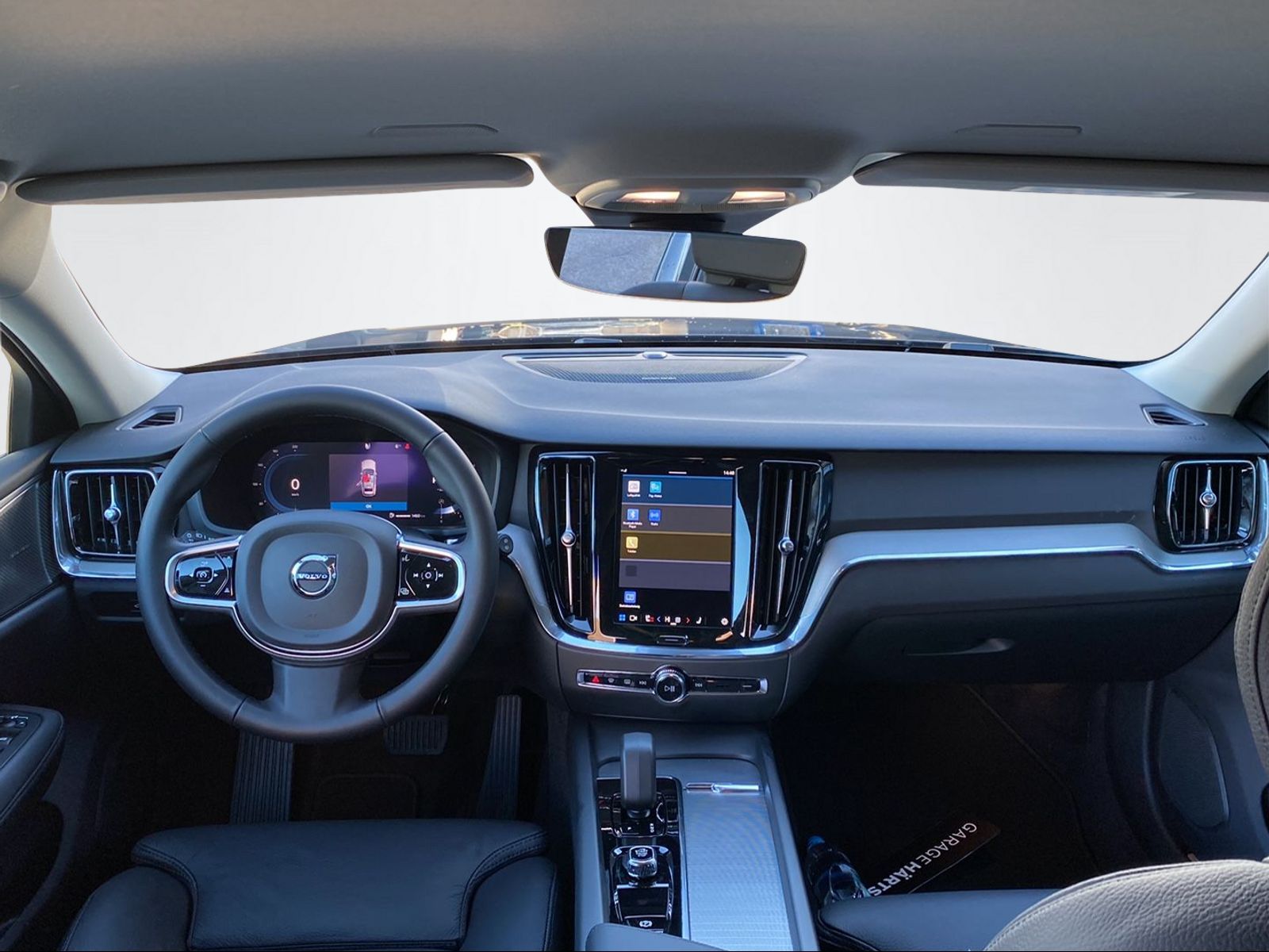 VOLVO V60 Cross Country 2.0 B4 Plus AWD-image-11
