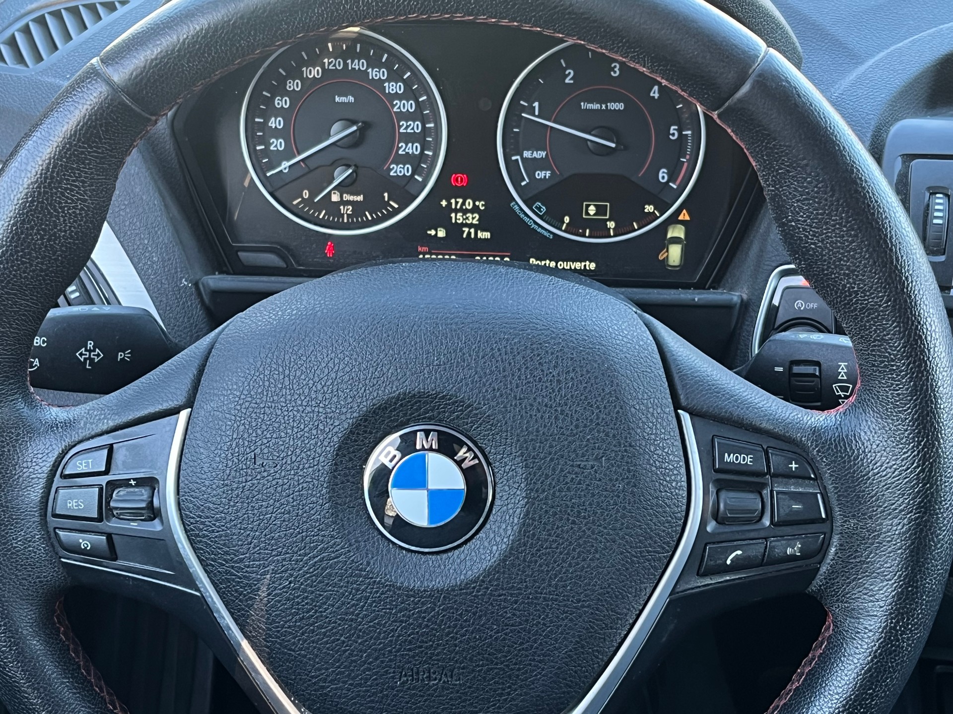 BMW 120d xDrive Sport Line-image-18