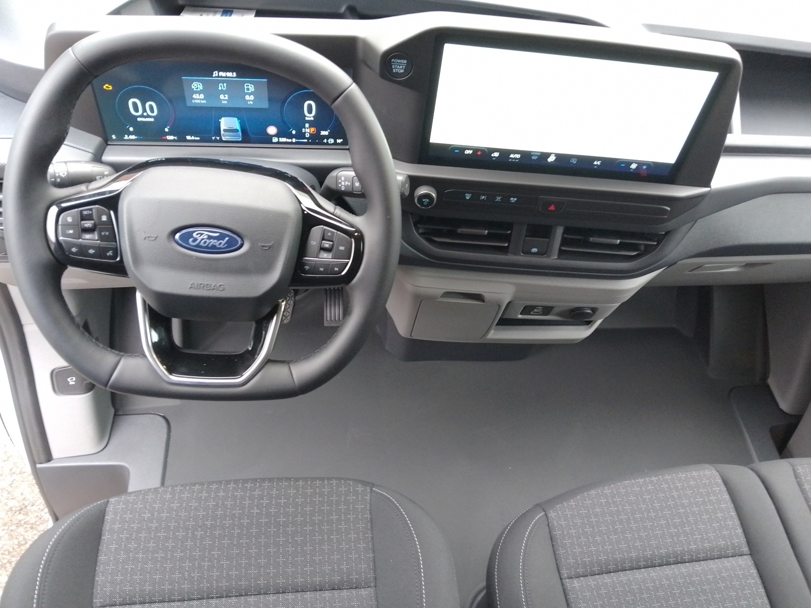 FORD Transit Custom Van 320 L2 2.0 EcoBlue 136 Trend Automat-image-6