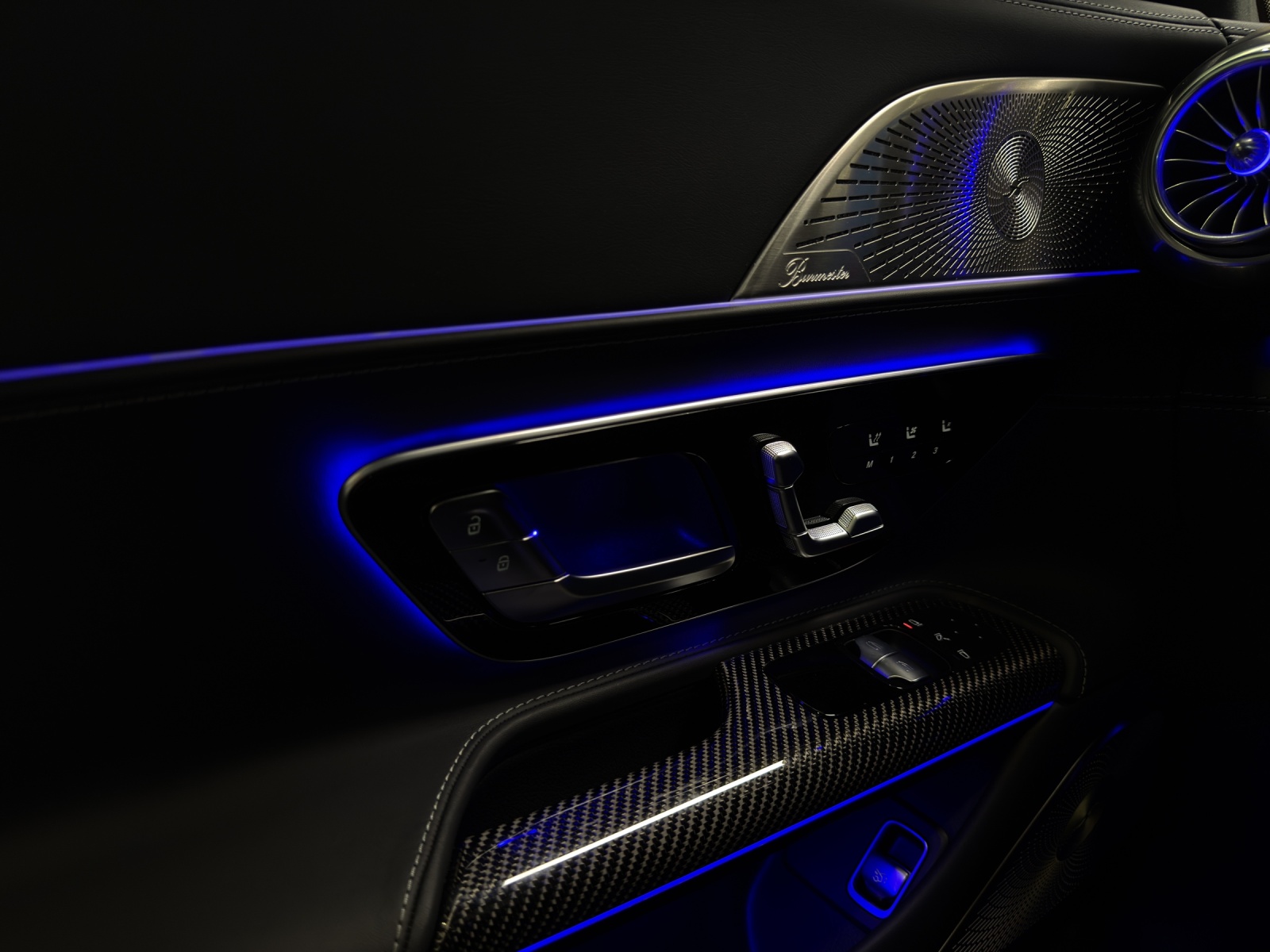 MERCEDES-BENZ AMG GT 63 4Matic+ Executive Edition-image-12
