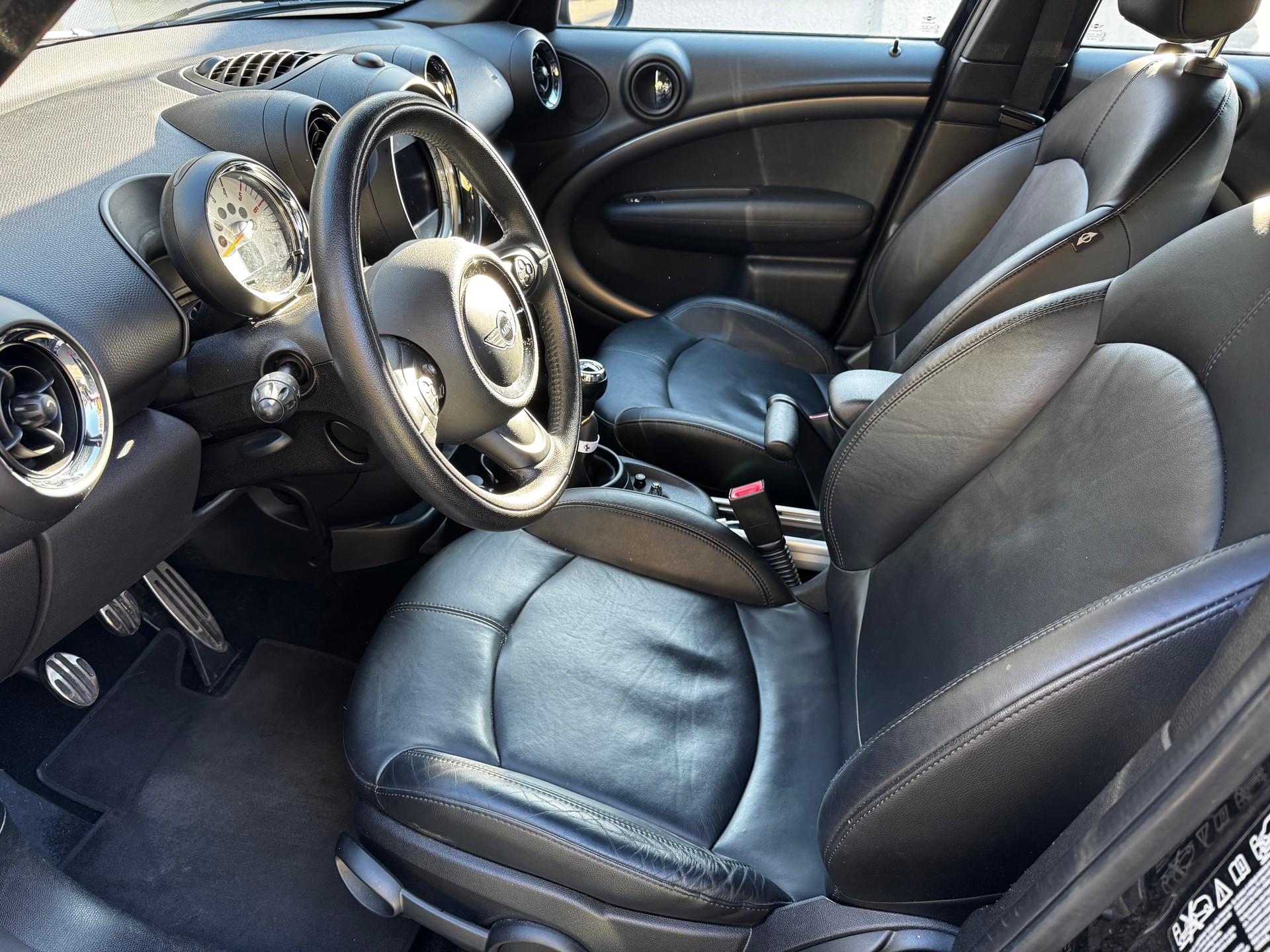 MINI Countryman Cooper SD ALL4-image-11
