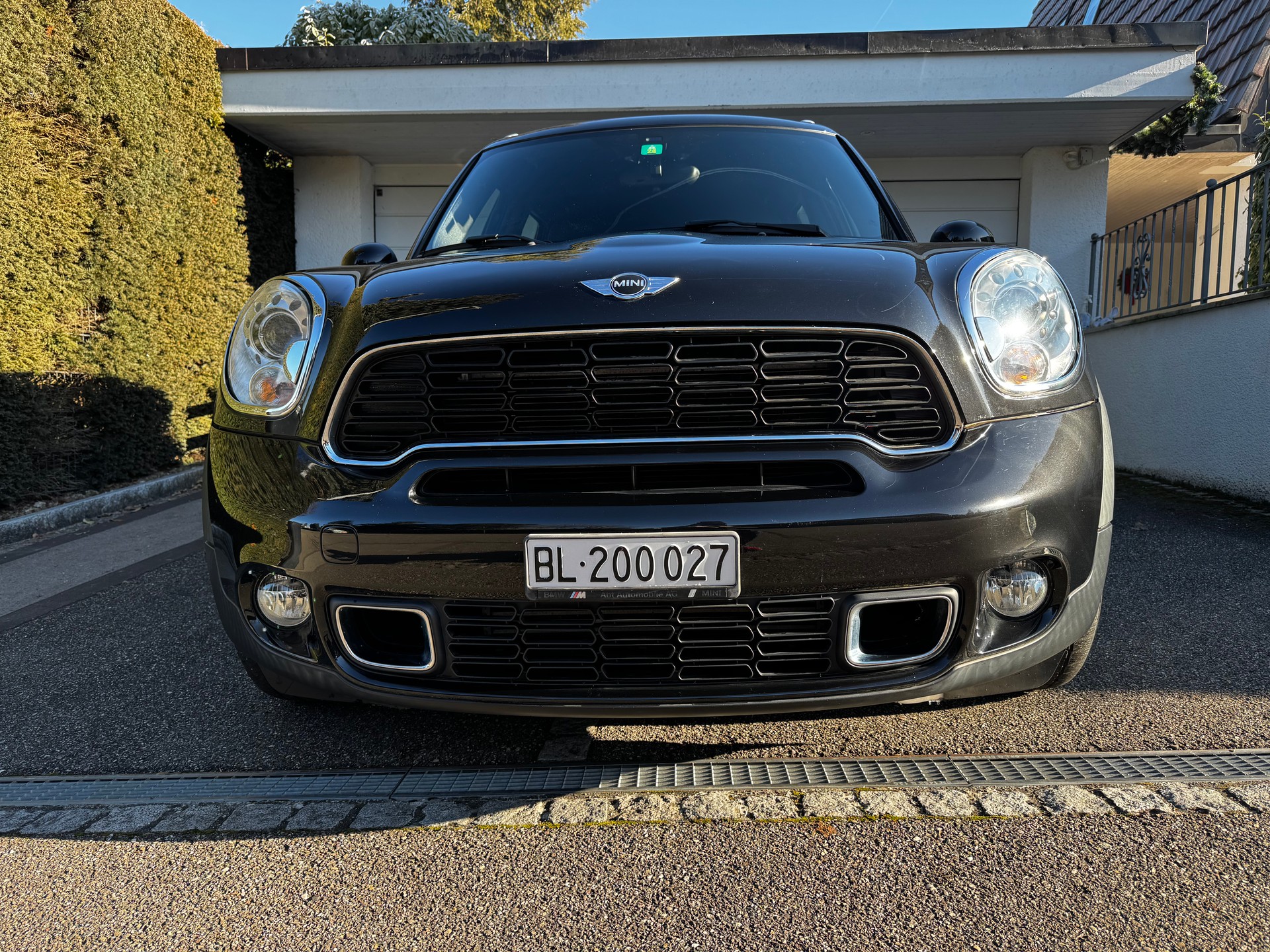 MINI Countryman Cooper SD ALL4-image-4