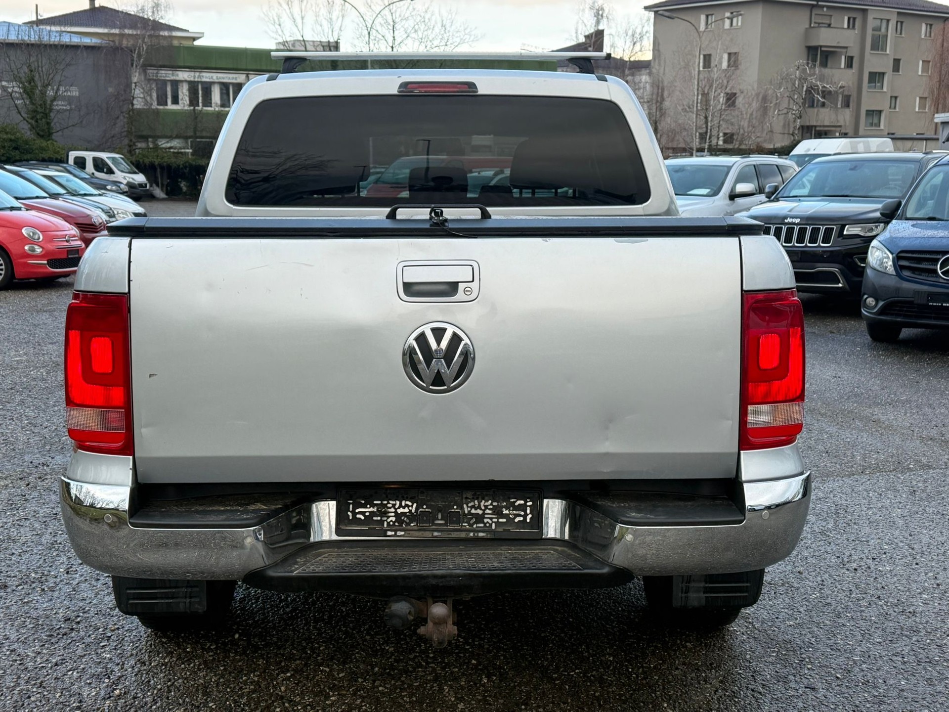 VW Amarok 2.0 BiTDI Trendline 4Motion permanent A-image-8