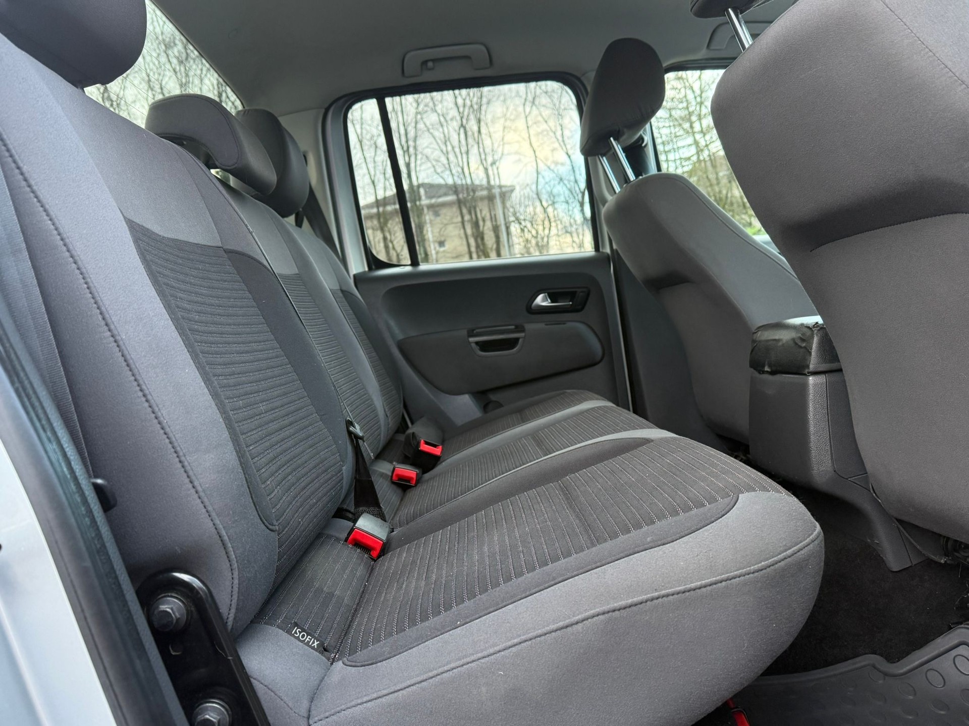 VW Amarok 2.0 BiTDI Trendline 4Motion permanent A-image-9