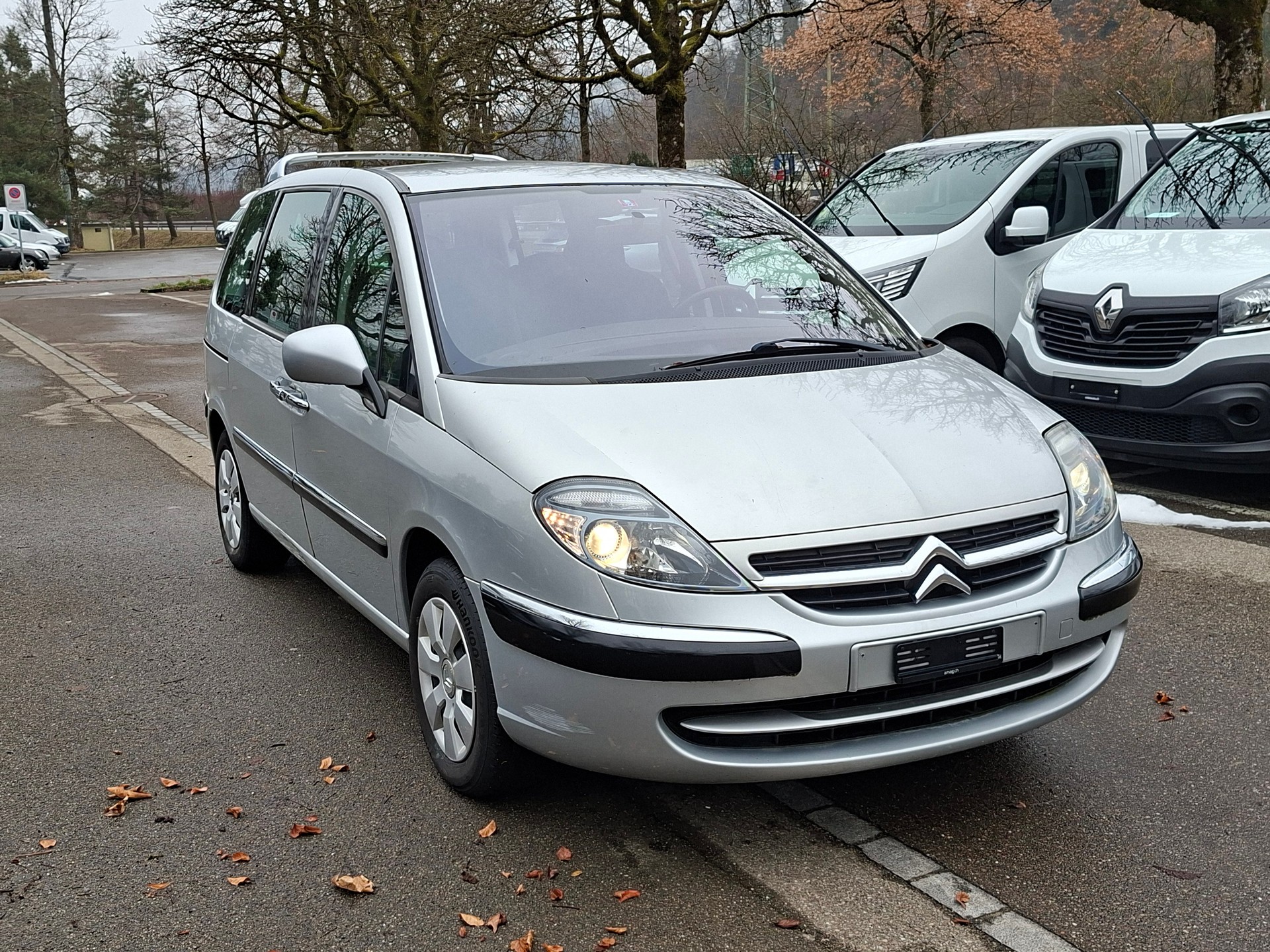 CITROEN C8 2.0 16V HDi Attraction-showroom-element-2