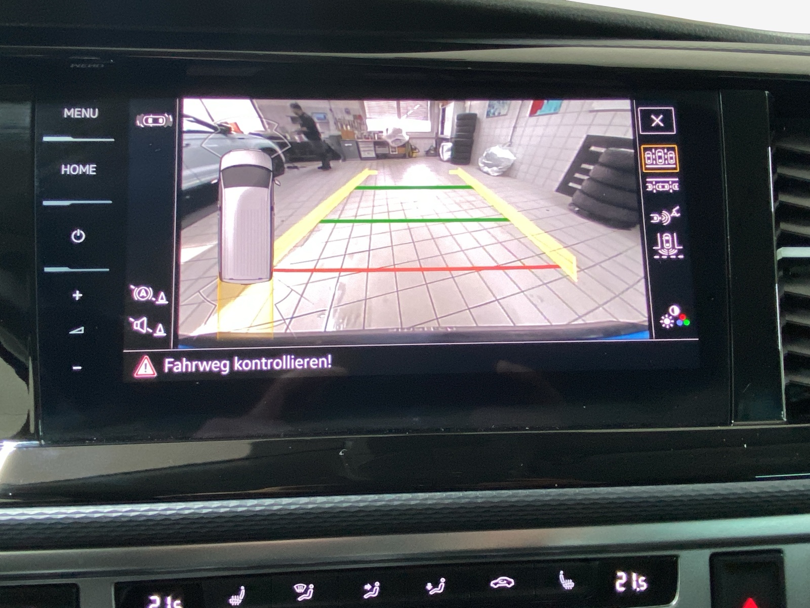 VW T6.1 California 2.0 Bi-TDI Beach Liberty 4Motion DSG-image-13