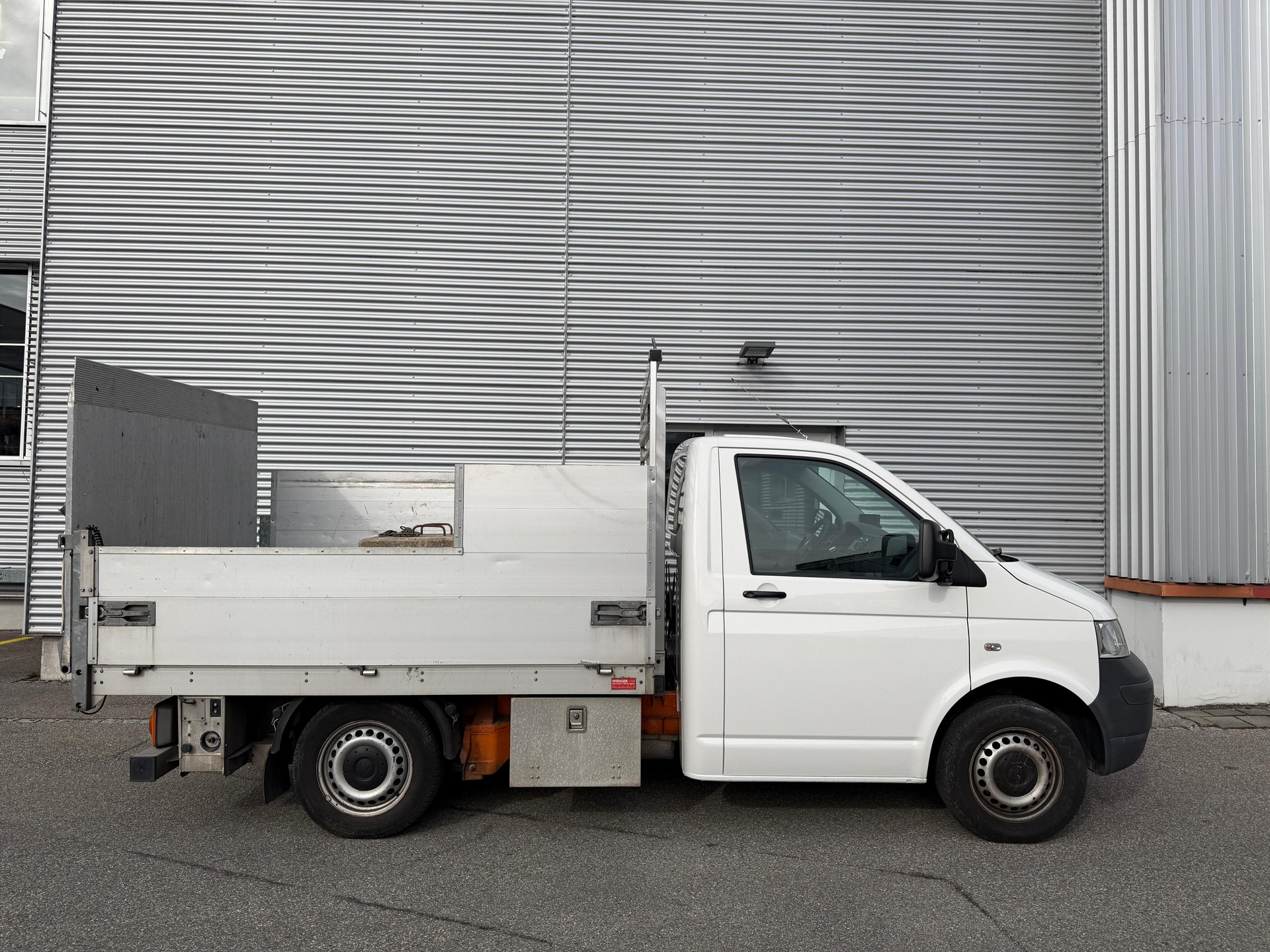 VW T5 2.5L Diesel, Automat, mit Hebebühne!-image-2