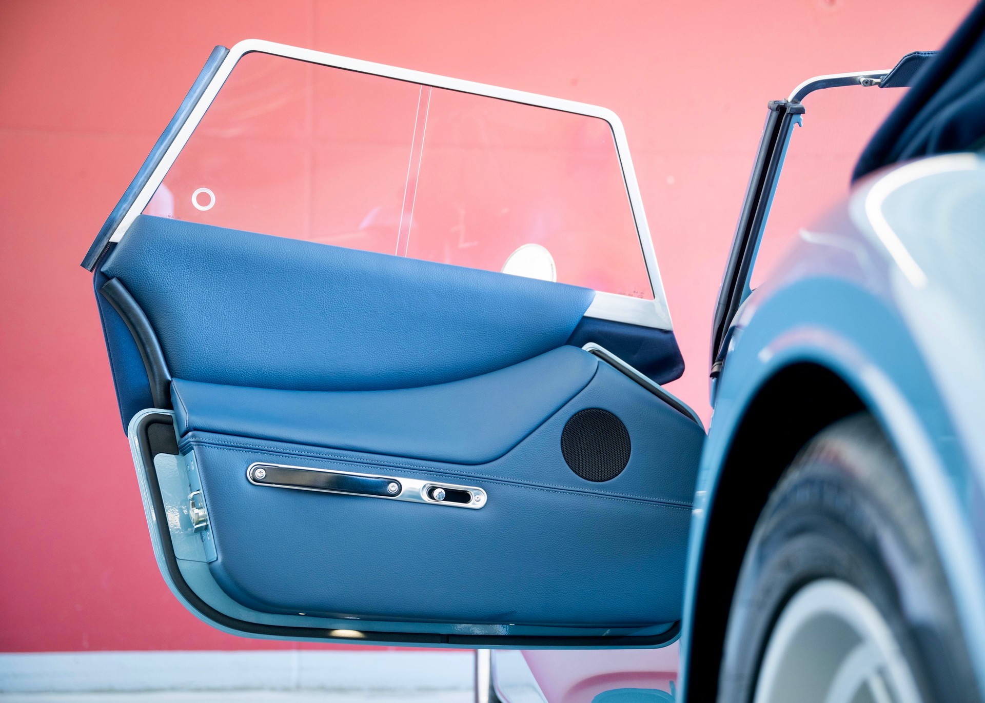 MORGAN Plus Four 2.0 (New Swiss executive car, manual transmission, not registered, very low mileage)-image-31