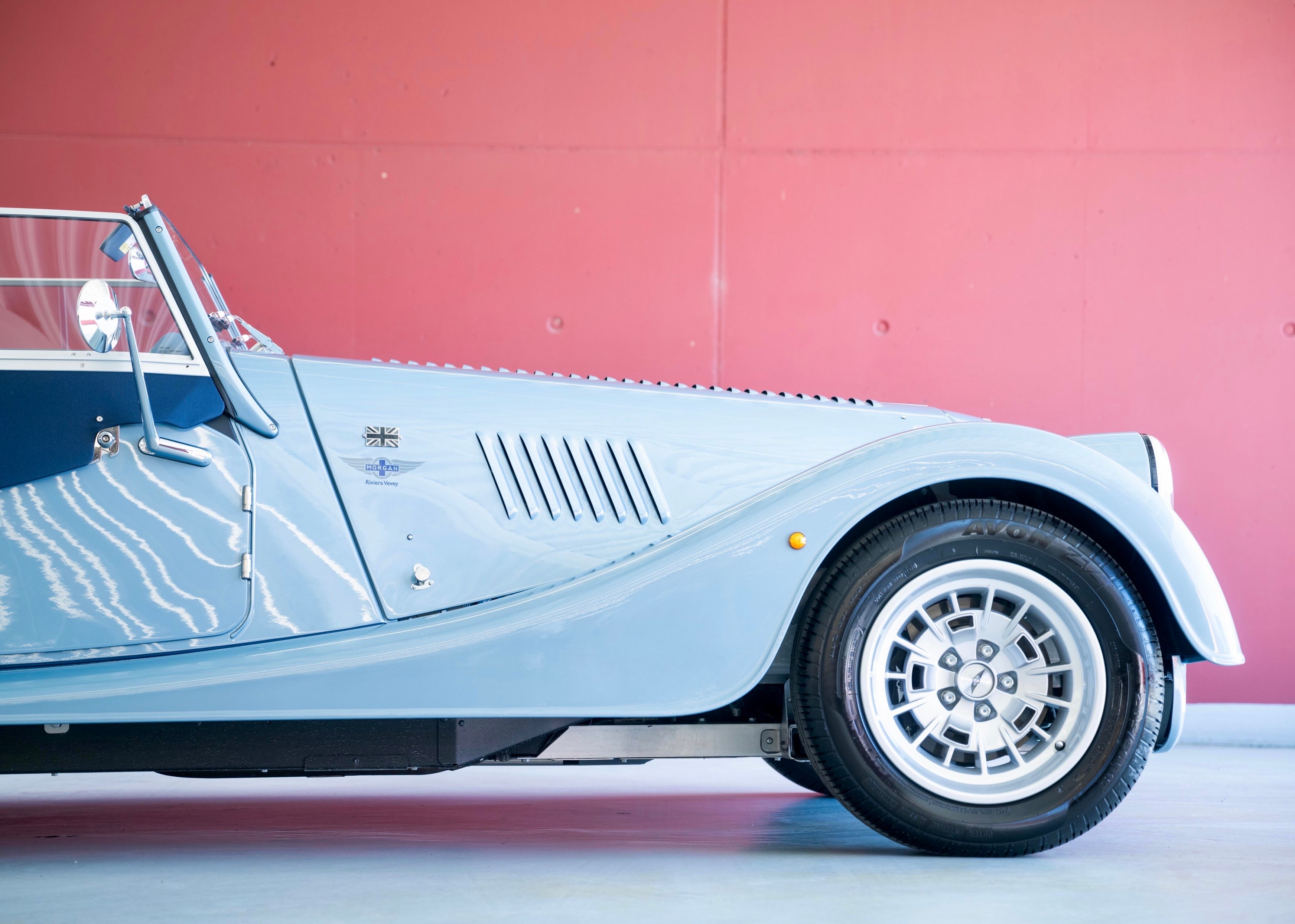 Image MORGAN PLUS-FOUR Plus Four 2.0 (New Swiss executive car, manual transmission, not registered, very low mileage)