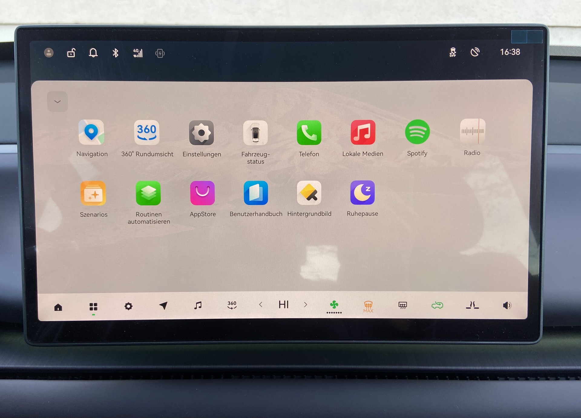 LEAPMOTOR C10 REEV Hybrid Design-image-15