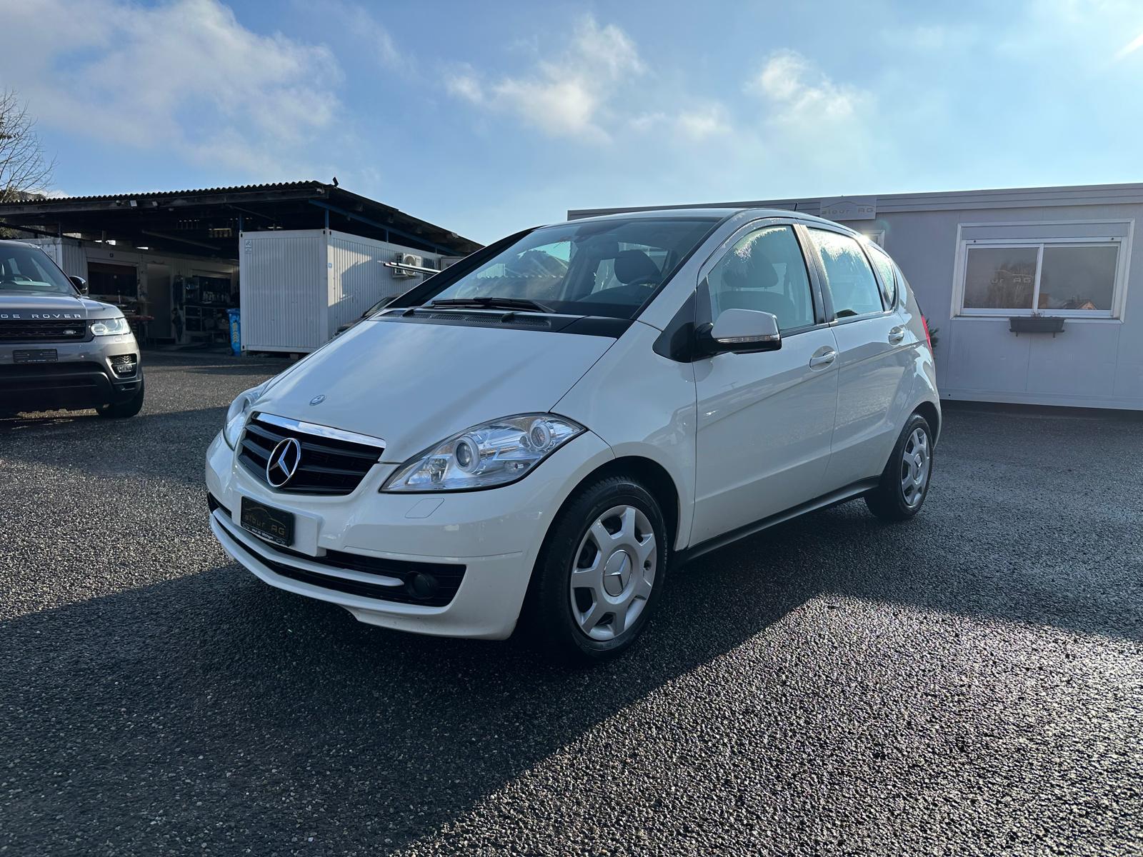 MERCEDES-BENZ A 170 Elégance Edition A-image-1
