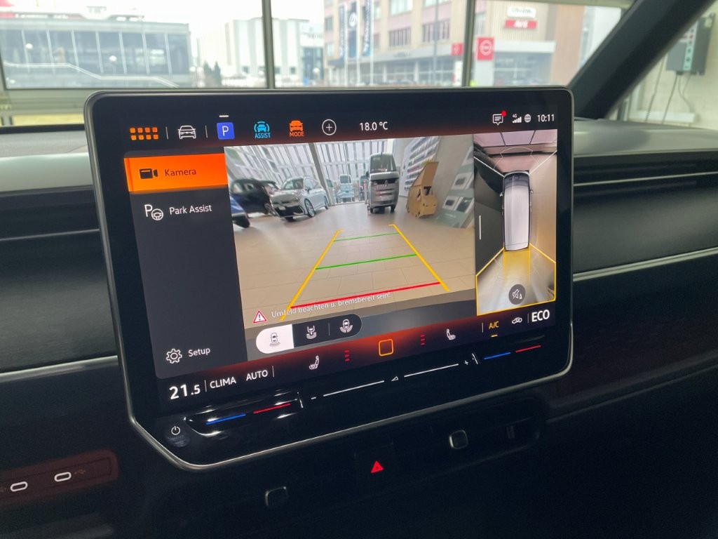 VW ID.Buzz LWB GTX 4 Motion-image-14
