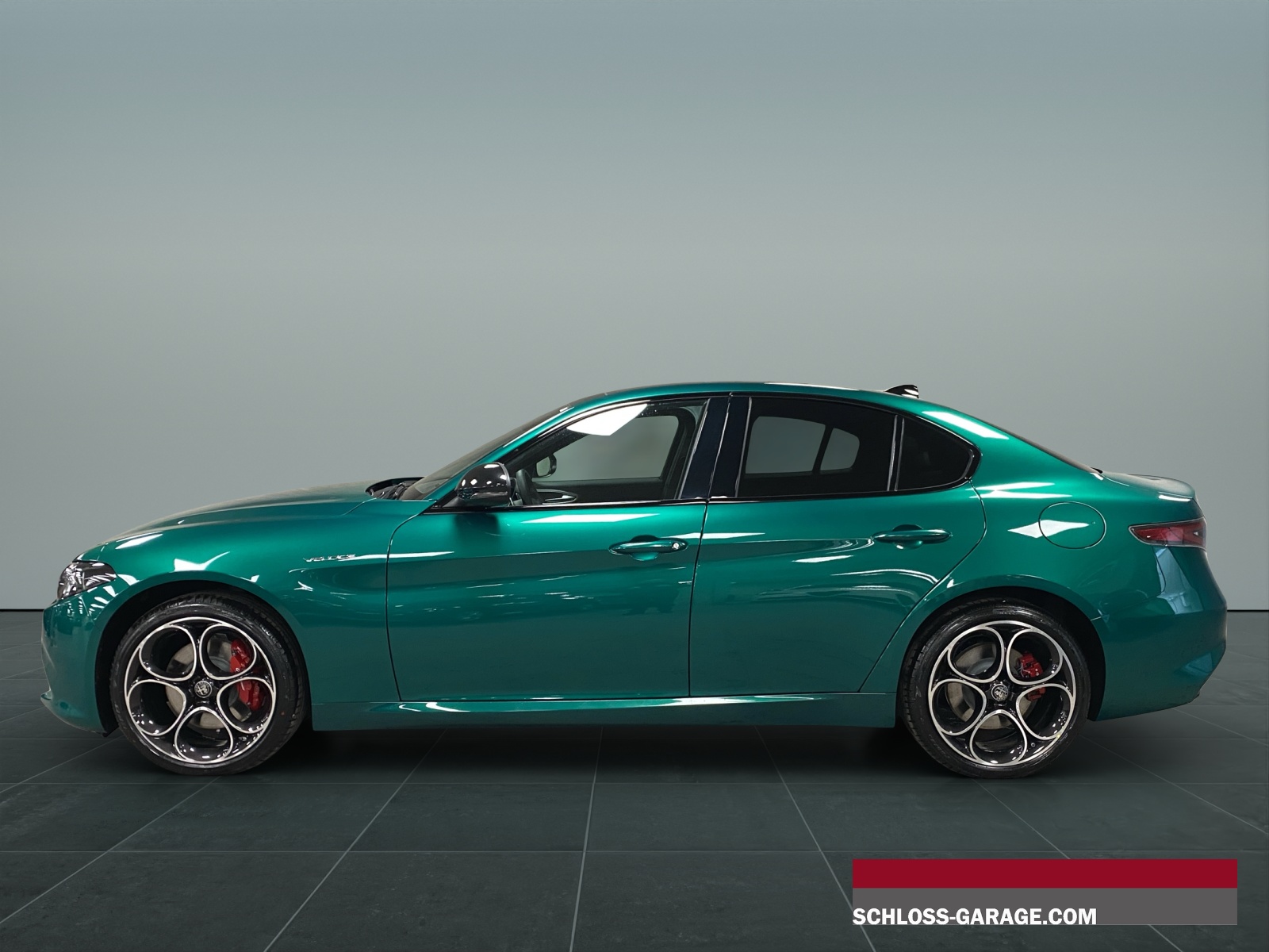 ALFA ROMEO Giulia 2.0 Q4 280 Veloce P-showroom-element-2