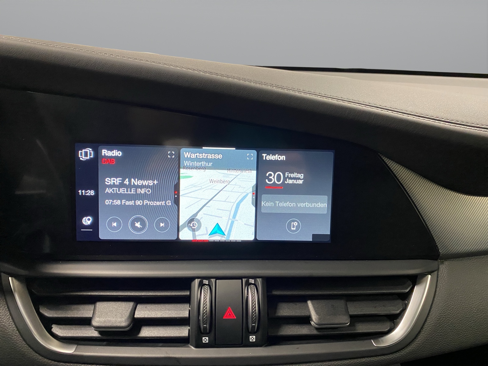 ALFA ROMEO Giulia 2.0 Q4 280 Veloce P-image-14
