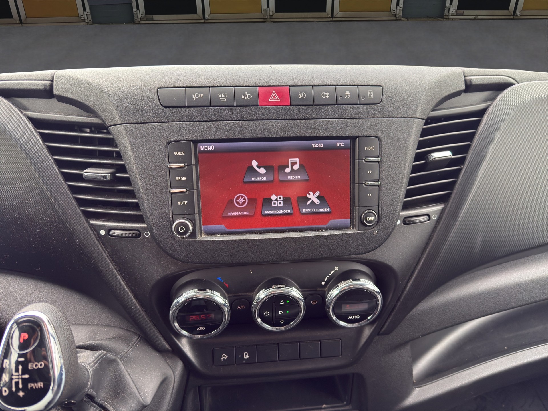 IVECO 35 S 13 V Automat mit Standheizung!-image-13