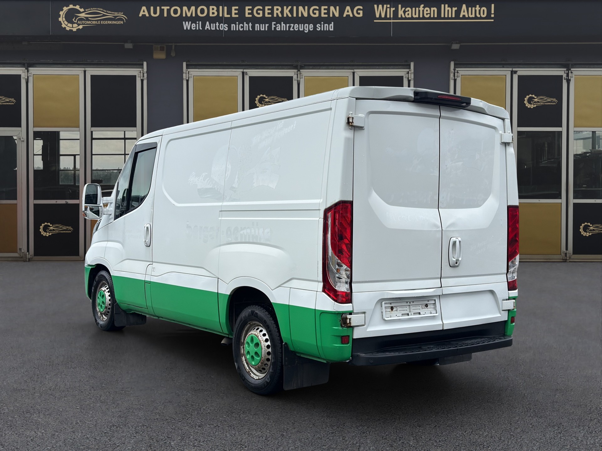 IVECO 35 S 13 V Automat mit Standheizung!-image-6