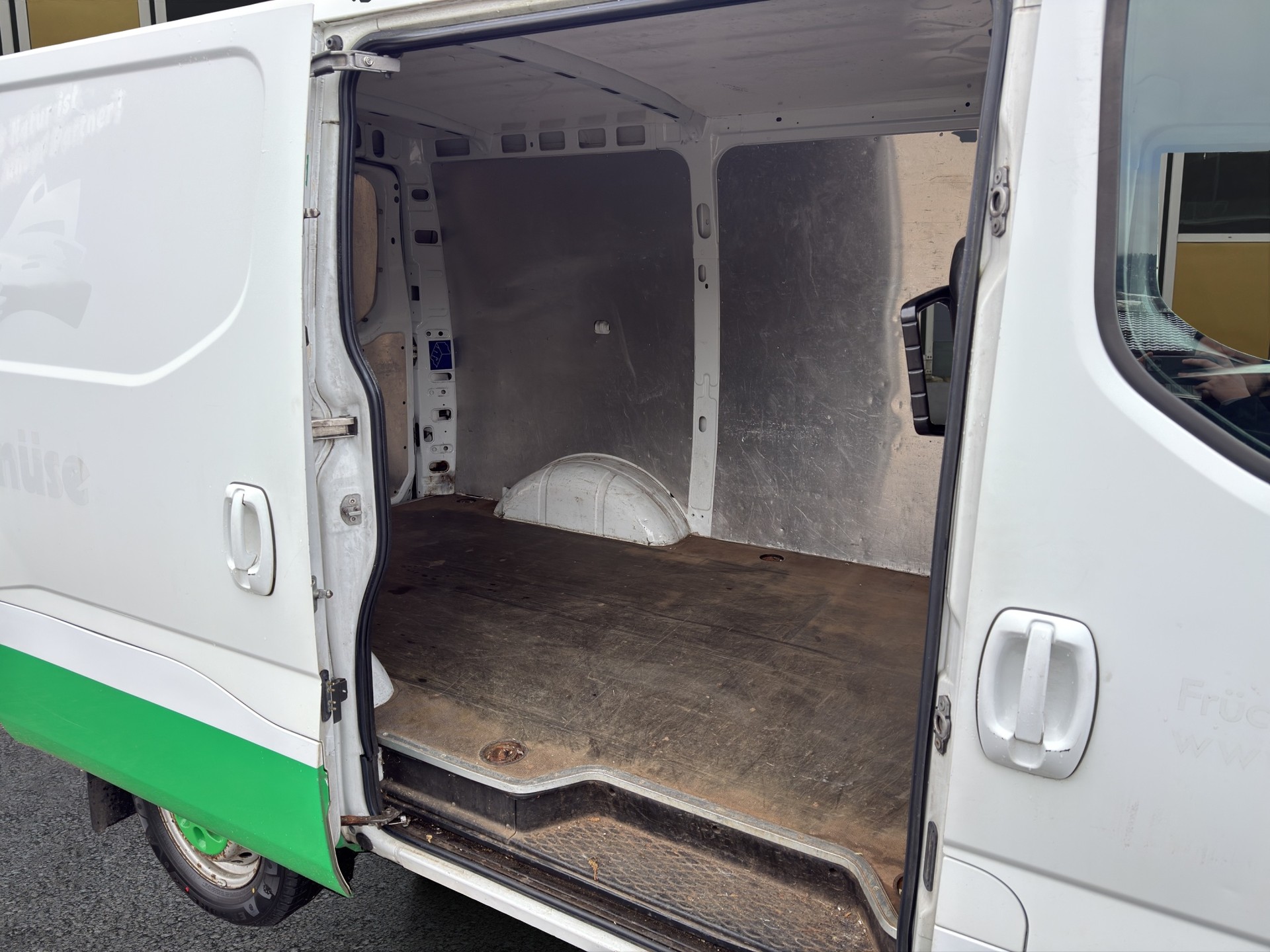 IVECO 35 S 13 V Automat mit Standheizung!-image-11
