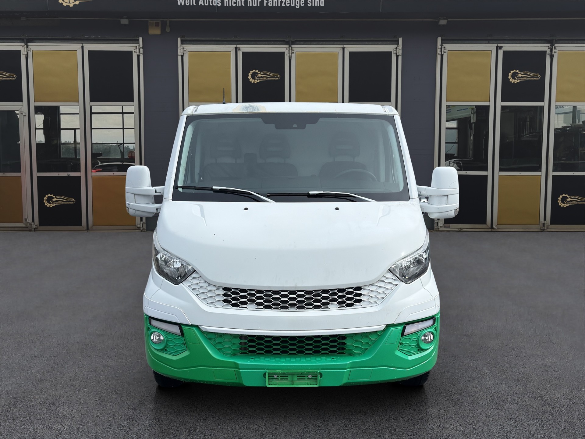 IVECO 35 S 13 V Automat mit Standheizung!-showroom-element-1