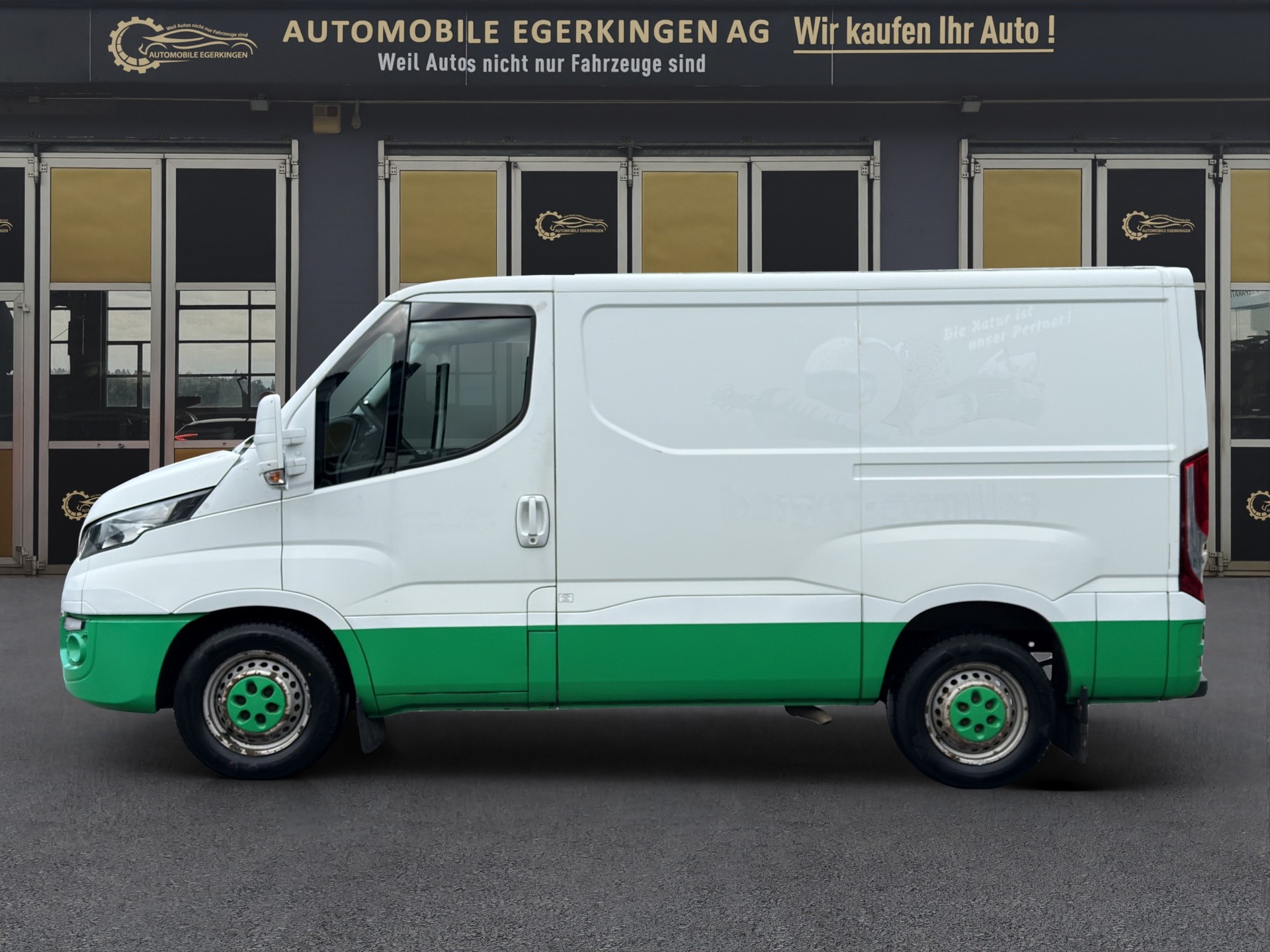 IVECO 35 S 13 V Automat mit Standheizung!-image-7