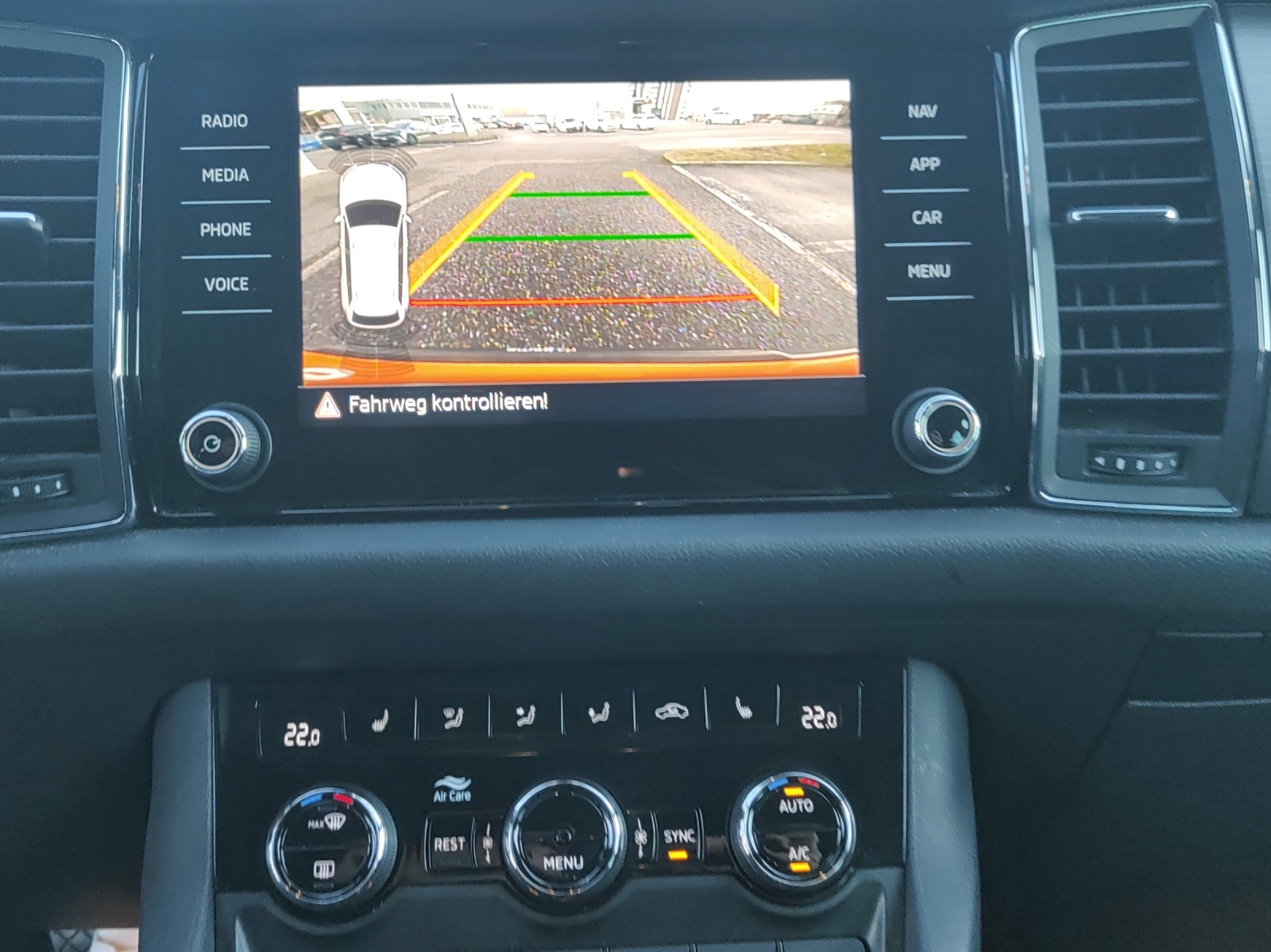 SKODA Kodiaq 1.5 TSI ACT Ambition 4x4-image-13