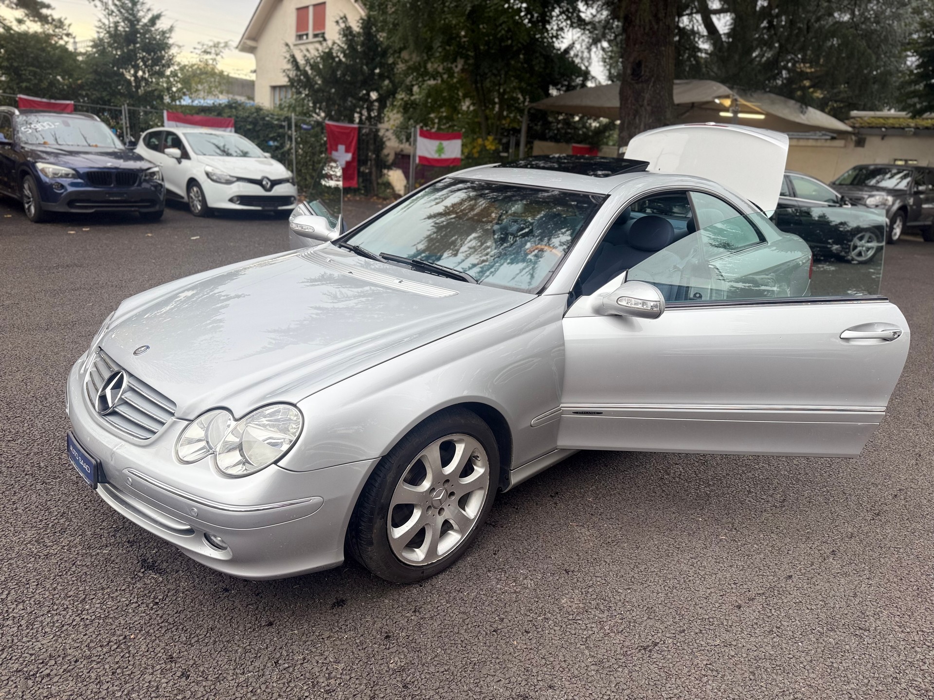 MERCEDES-BENZ CLK 240 Elégance-image-11