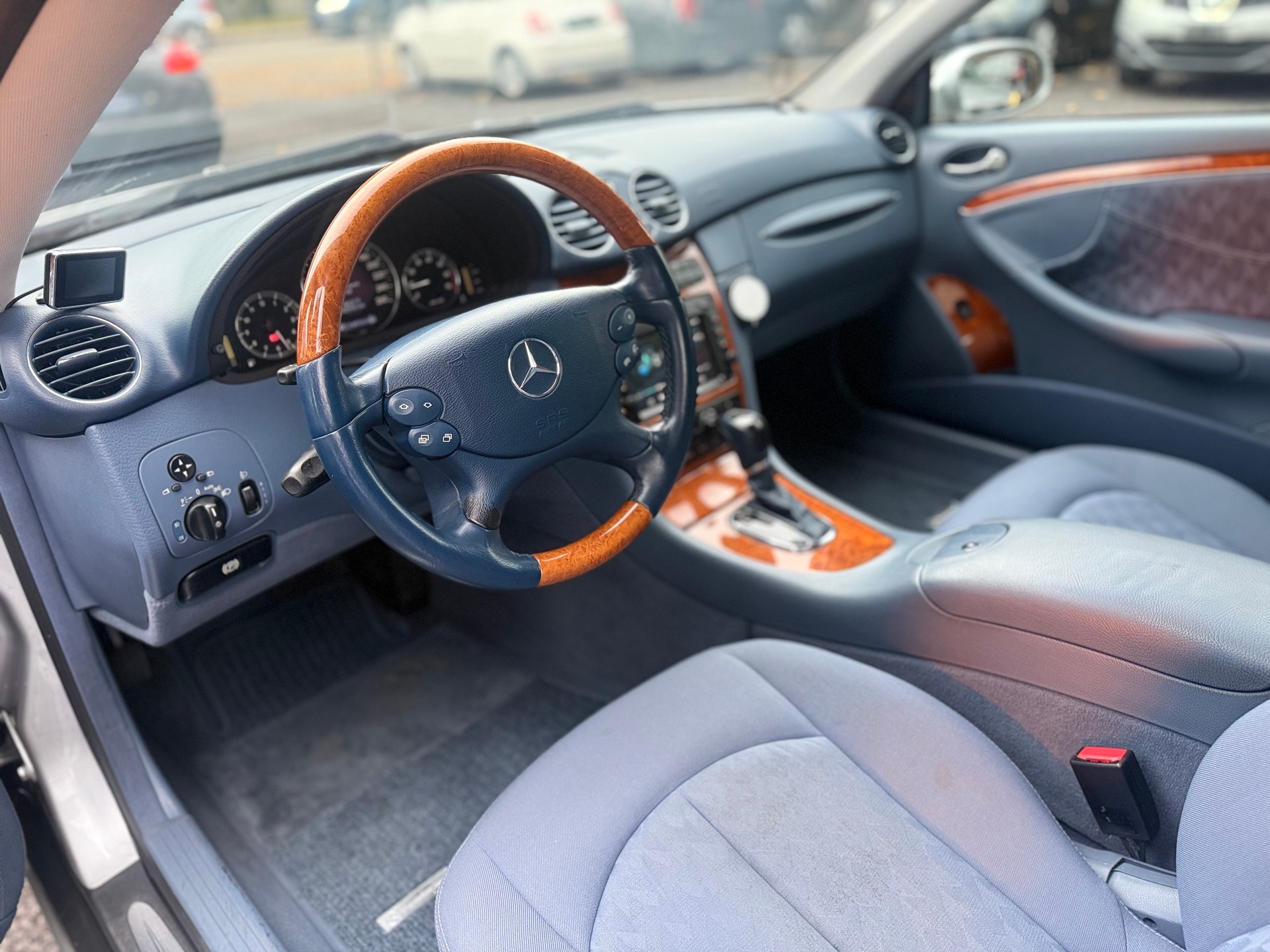 MERCEDES-BENZ CLK 240 Elégance-image-9