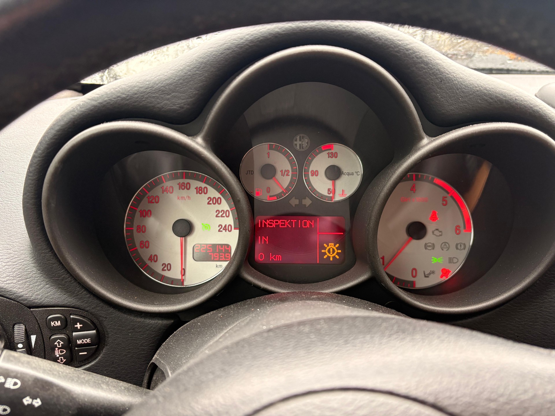 ALFA ROMEO GT 1.9 JTD Progression-image-7