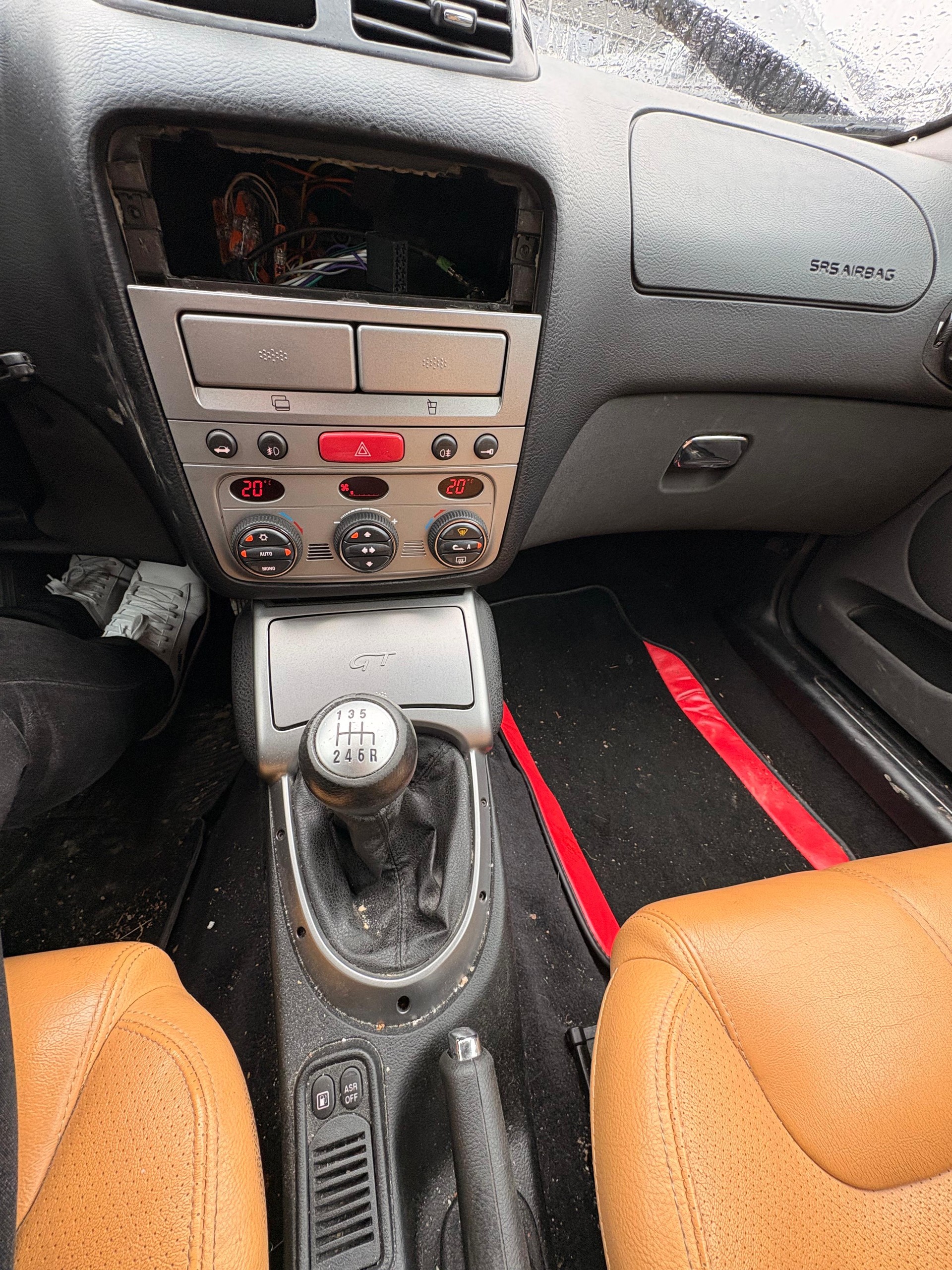 ALFA ROMEO GT 1.9 JTD Progression-image-5