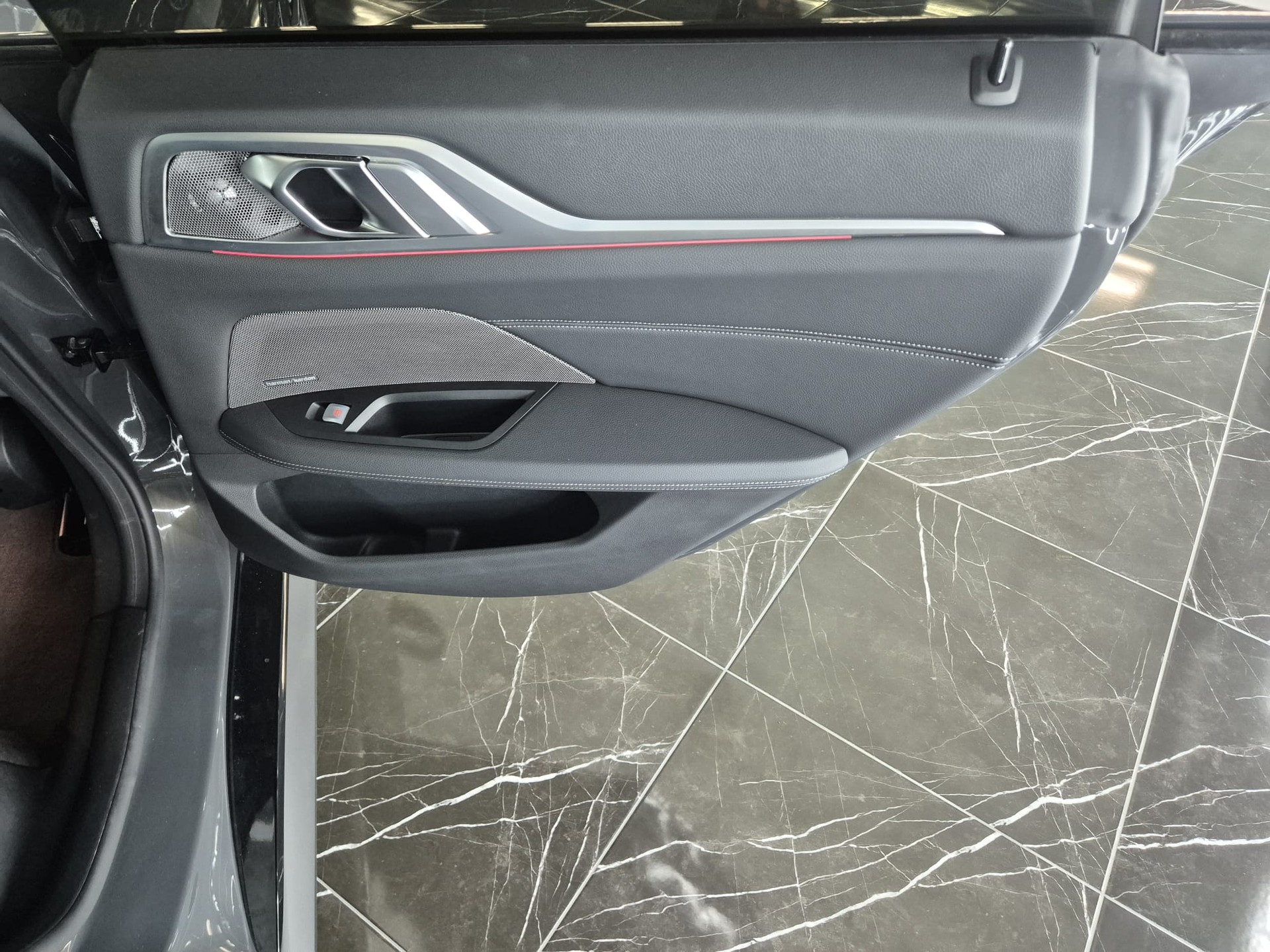 BMW M440i xDrive 48V Gran Coupé M Sport PRO Steptronic-image-24