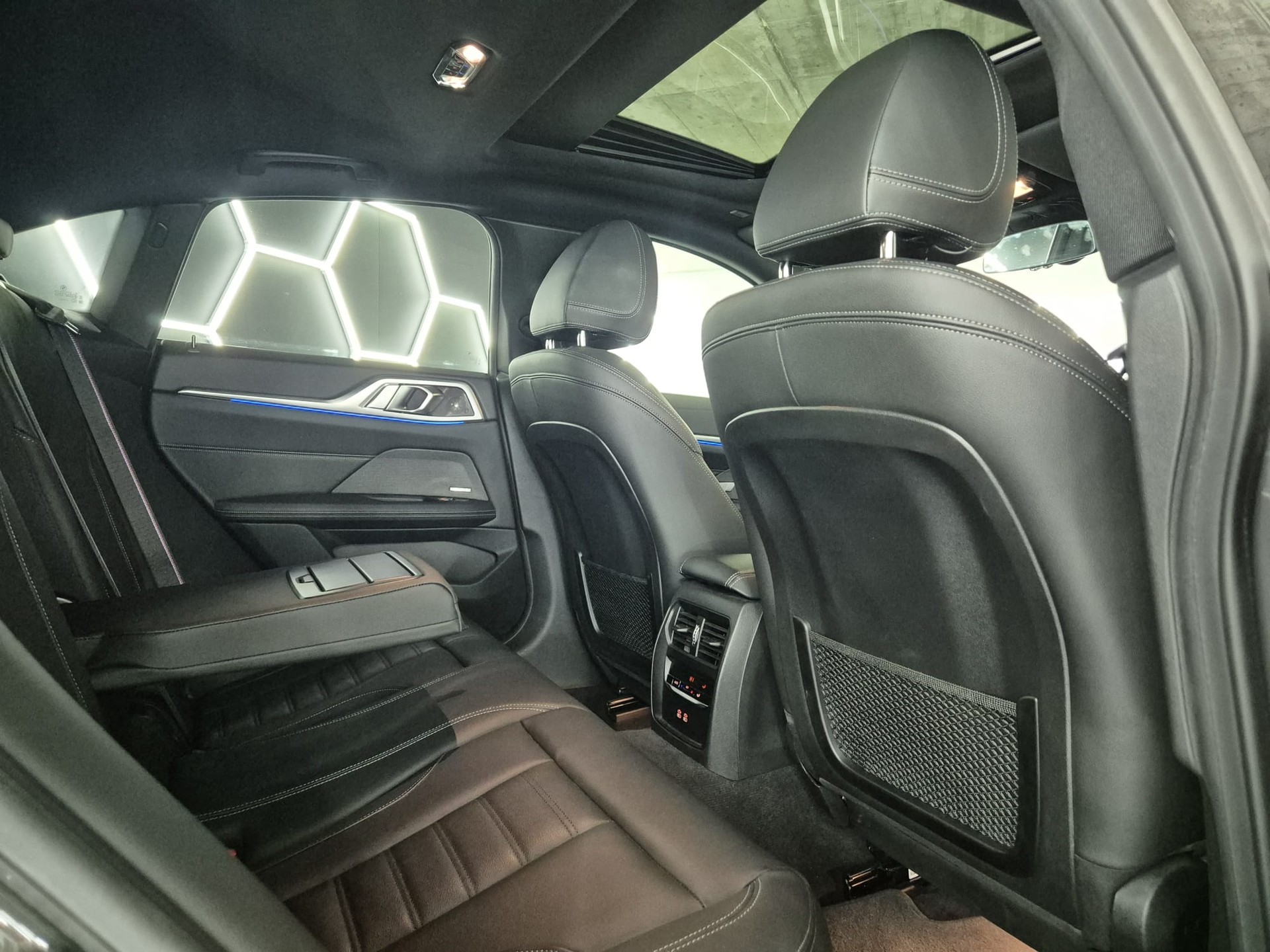 BMW M440i xDrive 48V Gran Coupé M Sport PRO Steptronic-image-21