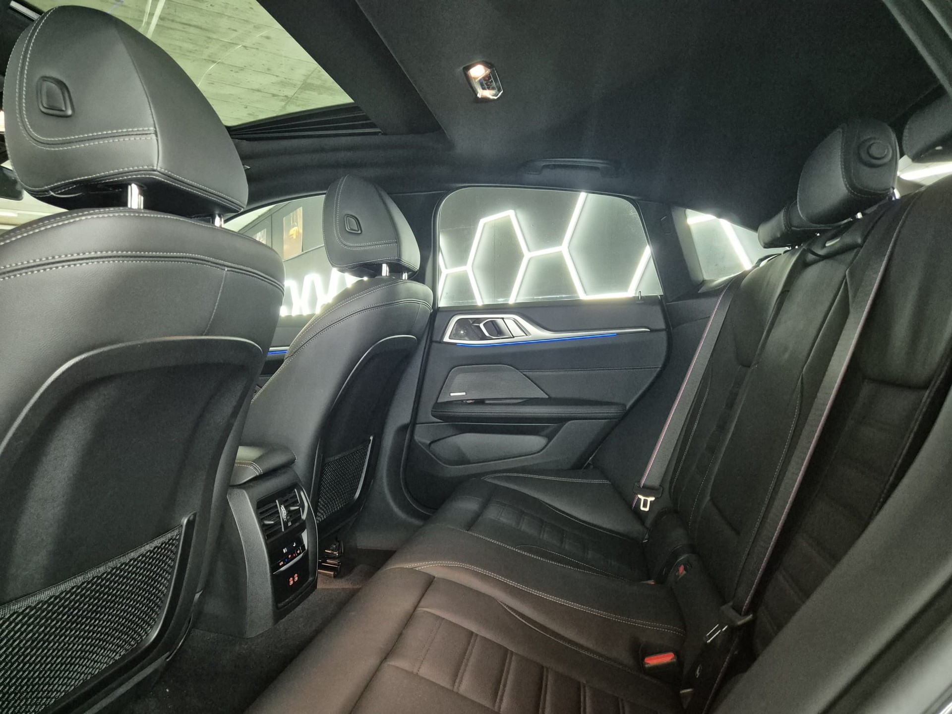BMW M440i xDrive 48V Gran Coupé M Sport PRO Steptronic-image-19