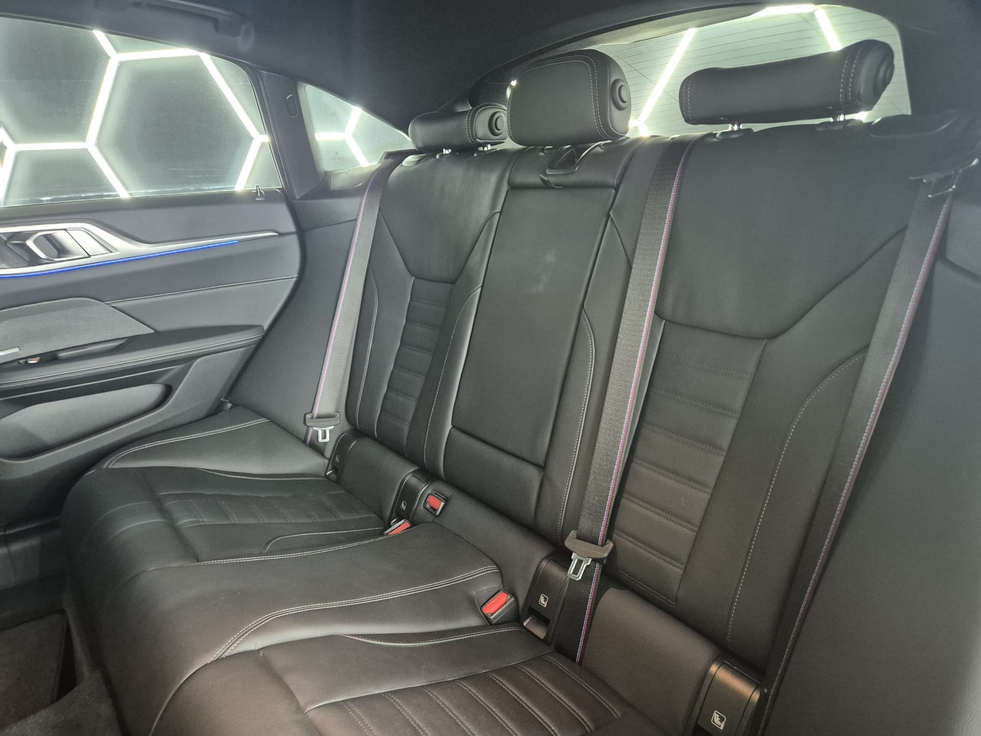 BMW M440i xDrive 48V Gran Coupé M Sport PRO Steptronic-image-18