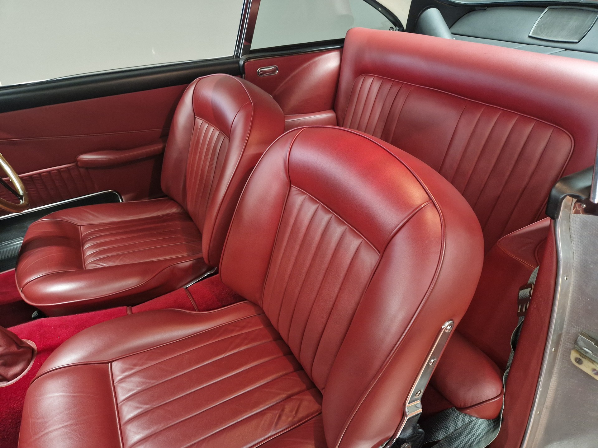 ASTON MARTIN DB5-image-9