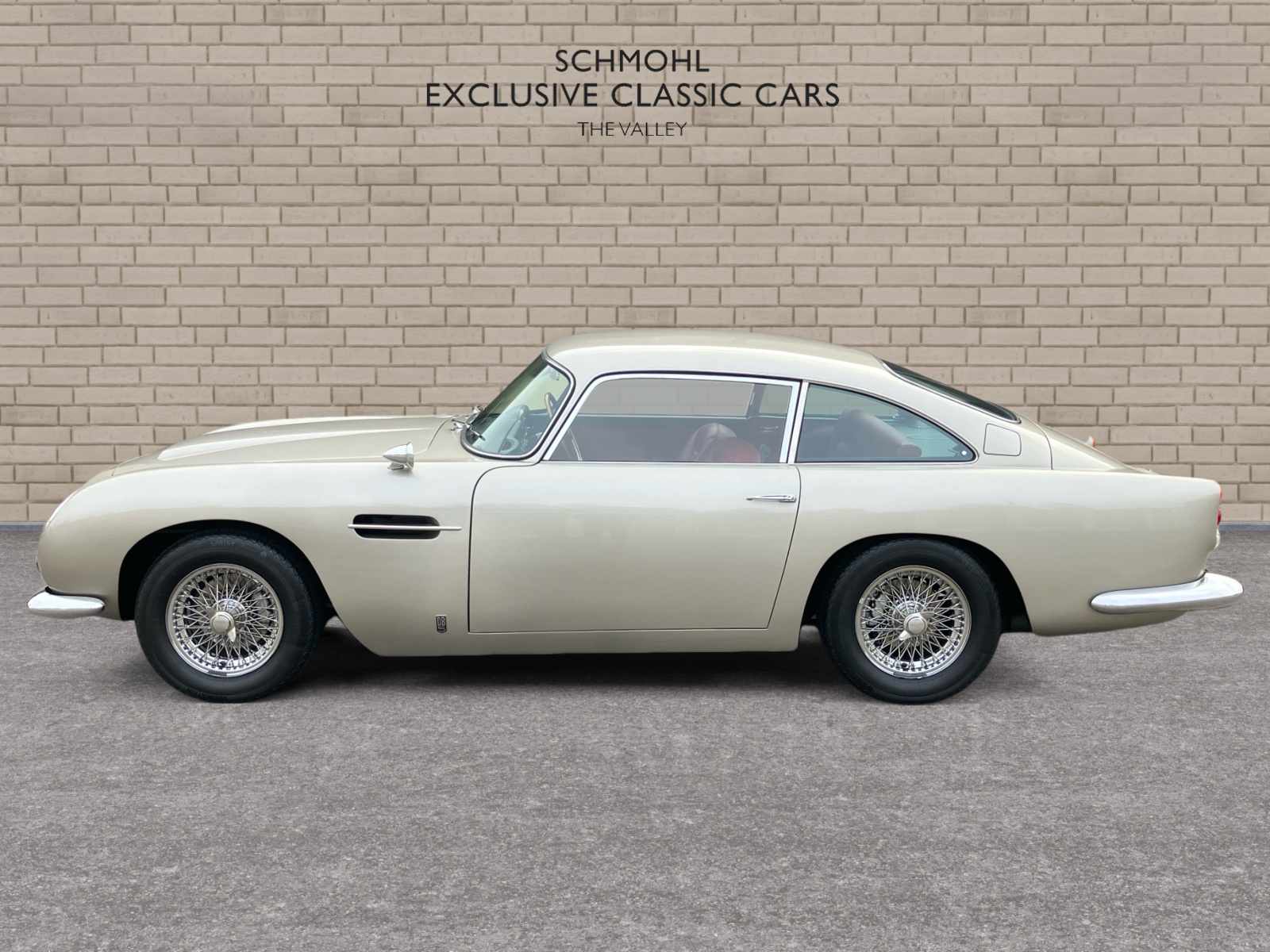 ASTON MARTIN DB5-image-0