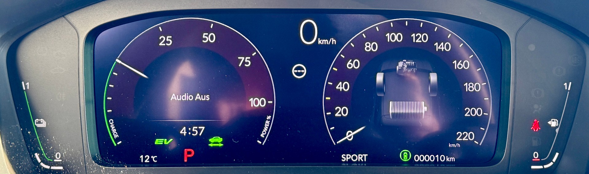 HONDA ZR-V 2.0i MMD Hybrid Advance Automatic in Premium Twinkle Black Pearl 1.9% Leasing Aktion-image-11