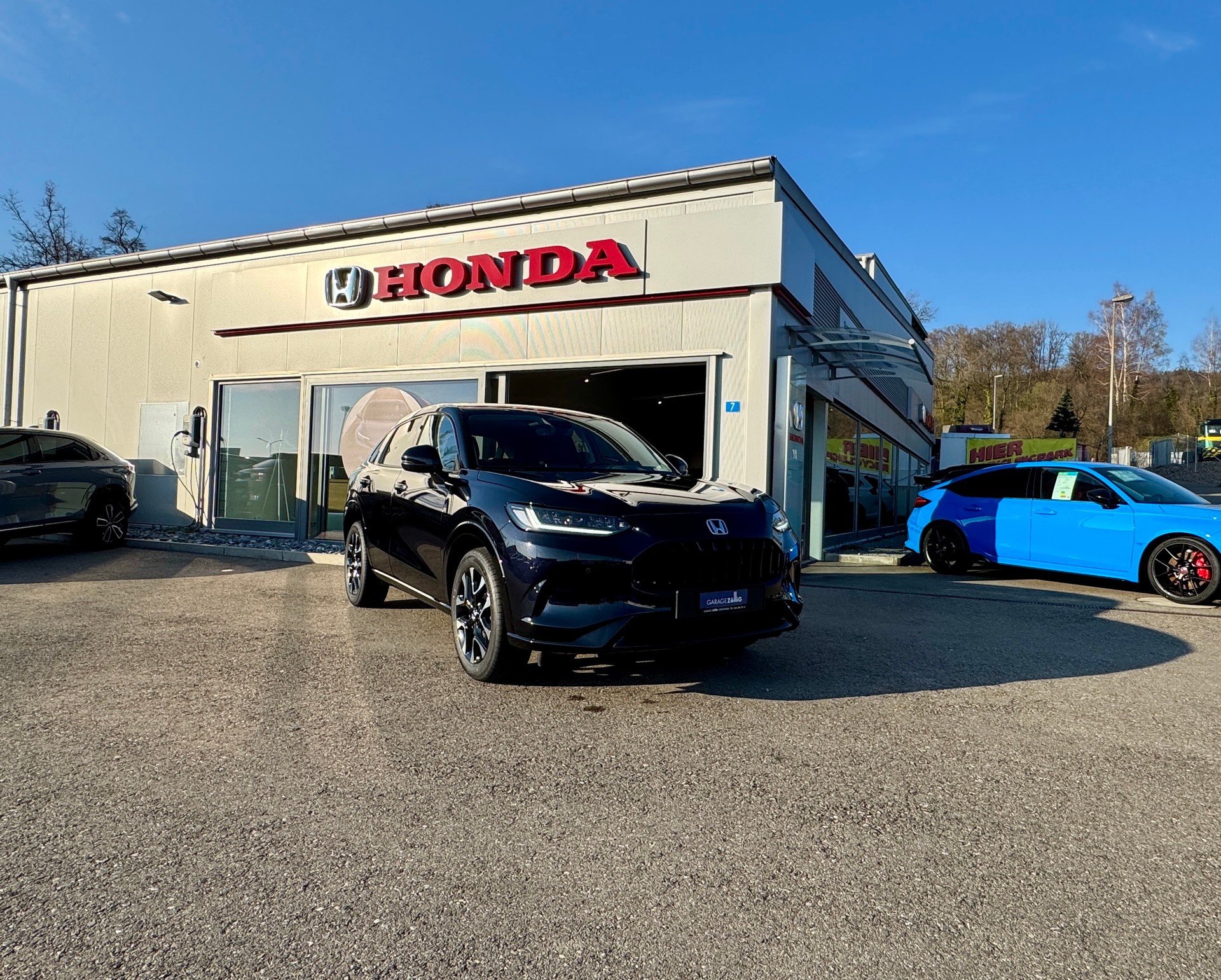 HONDA ZR-V 2.0i MMD Hybrid Advance Automatic in Premium Twinkle Black Pearl 1.9% Leasing Aktion-image-0
