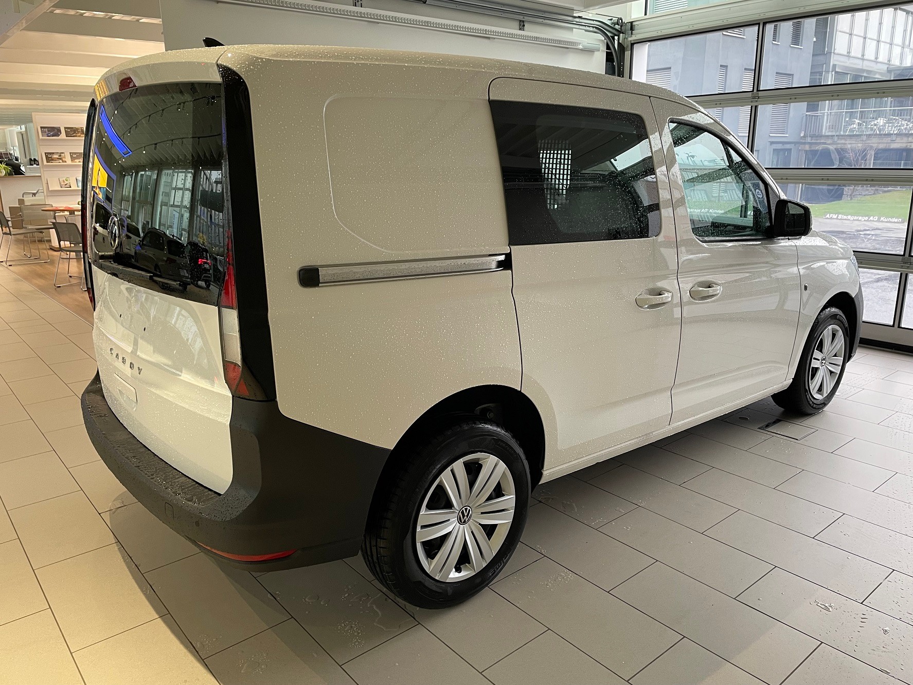 VW Caddy Cargo 1.5 TSI Entry DSG-image-1