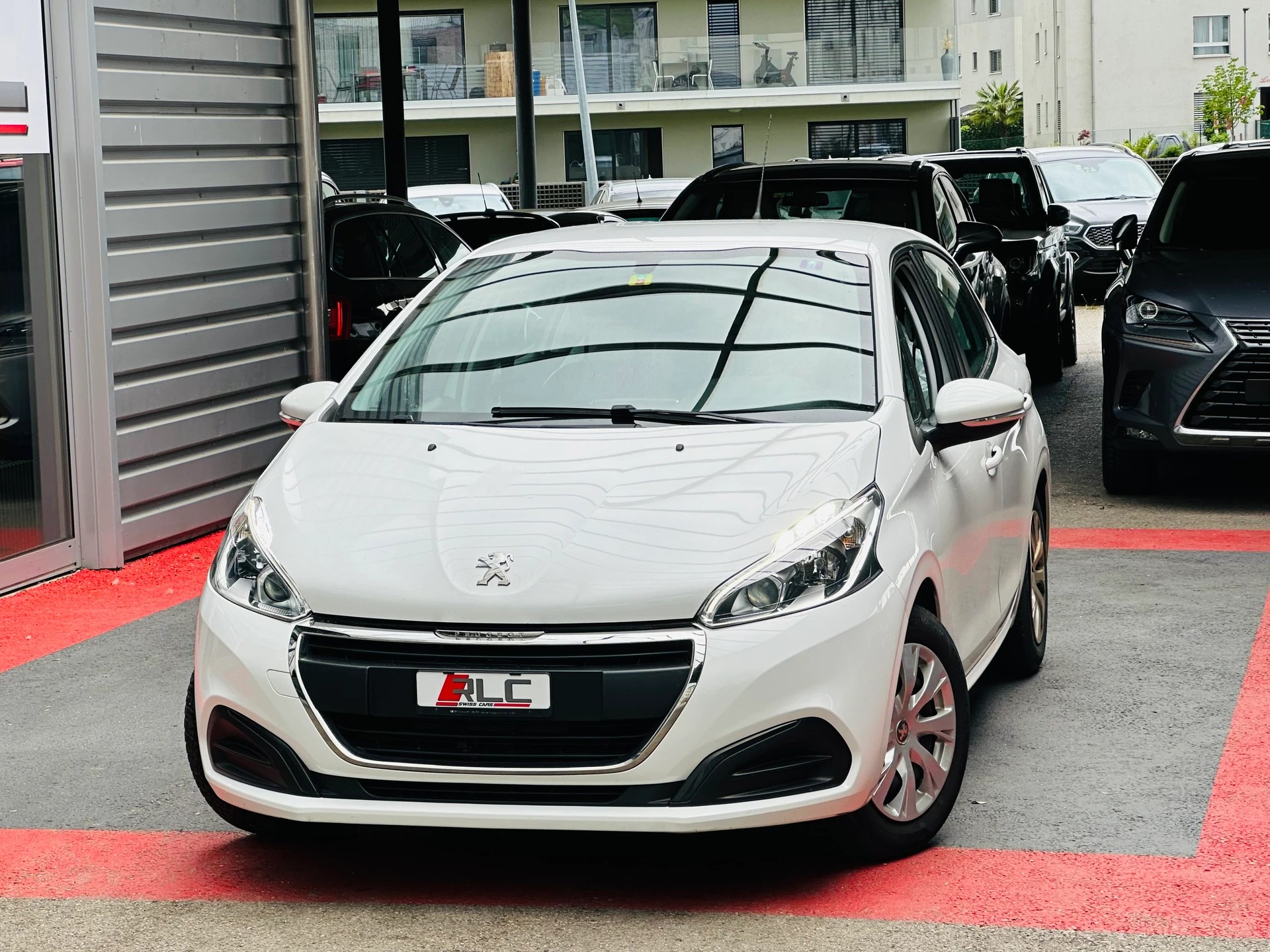 PEUGEOT 208 1.2 PureTech Urban Soul-image-2