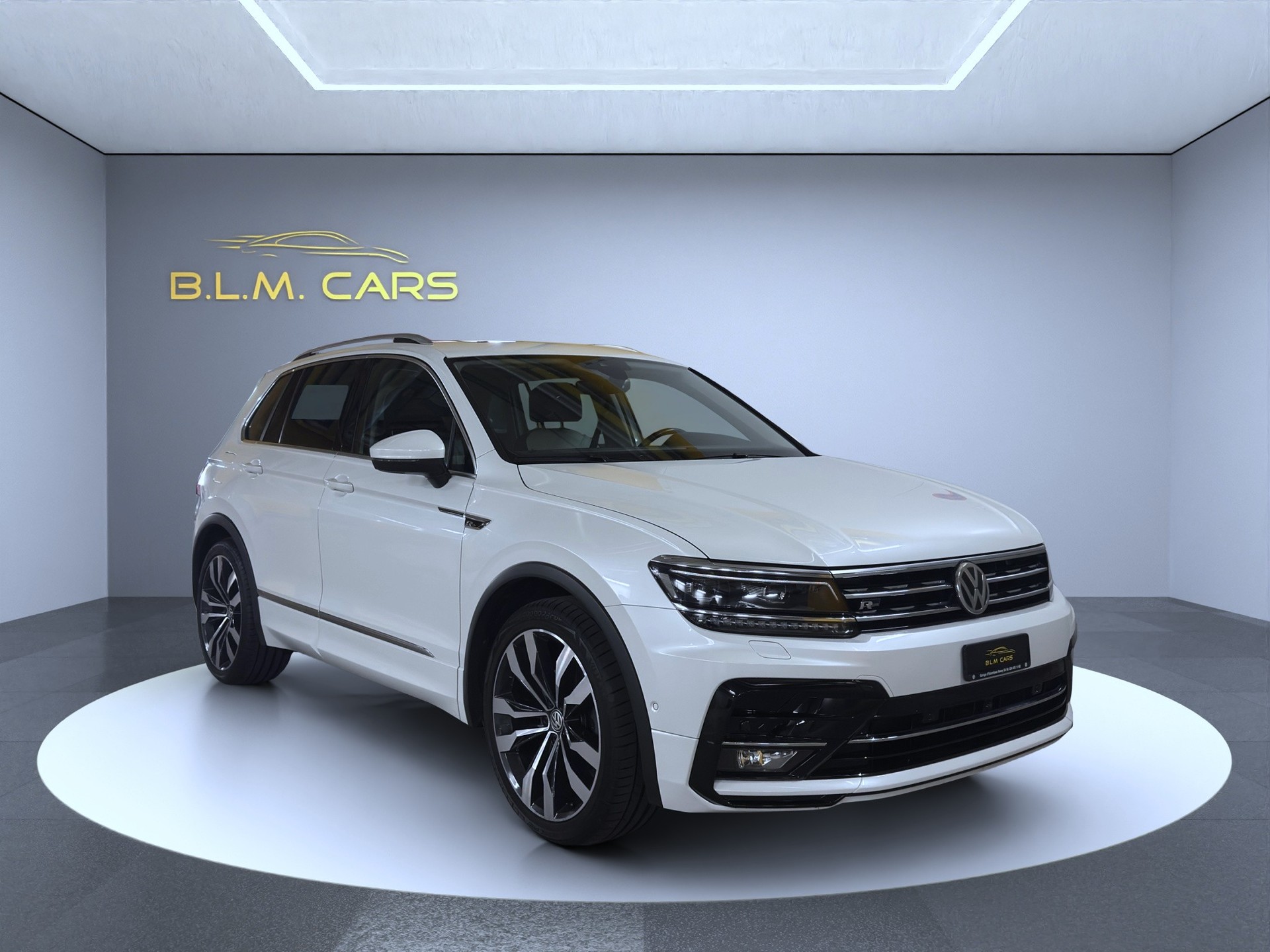VW Tiguan 1.4TSI Comfortline R-Line 4Motion DSG-image-1