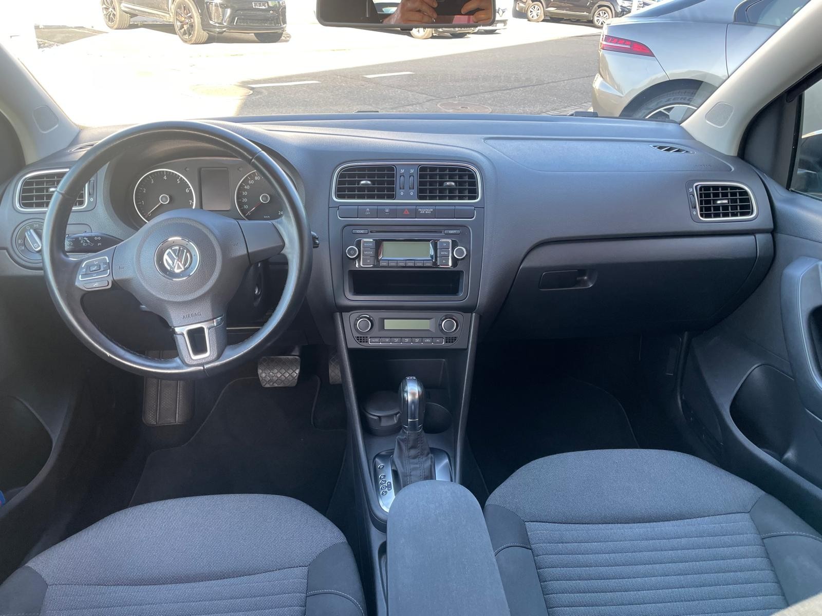 VW Polo 1.4 16V Trendline DSG-image-6