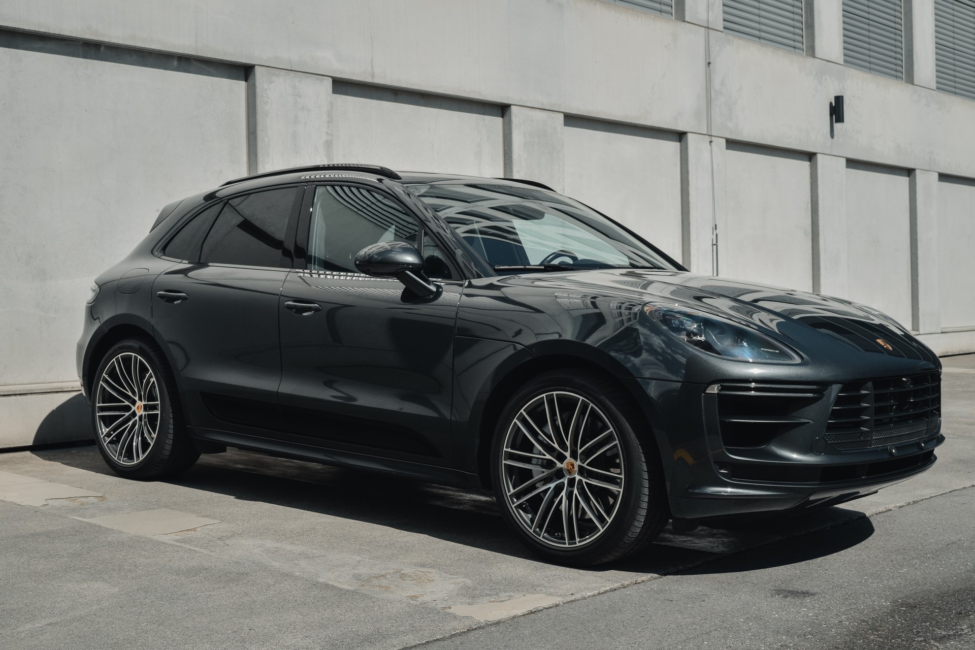 PORSCHE Macan Turbo PDK *111-Punkte*-image-0
