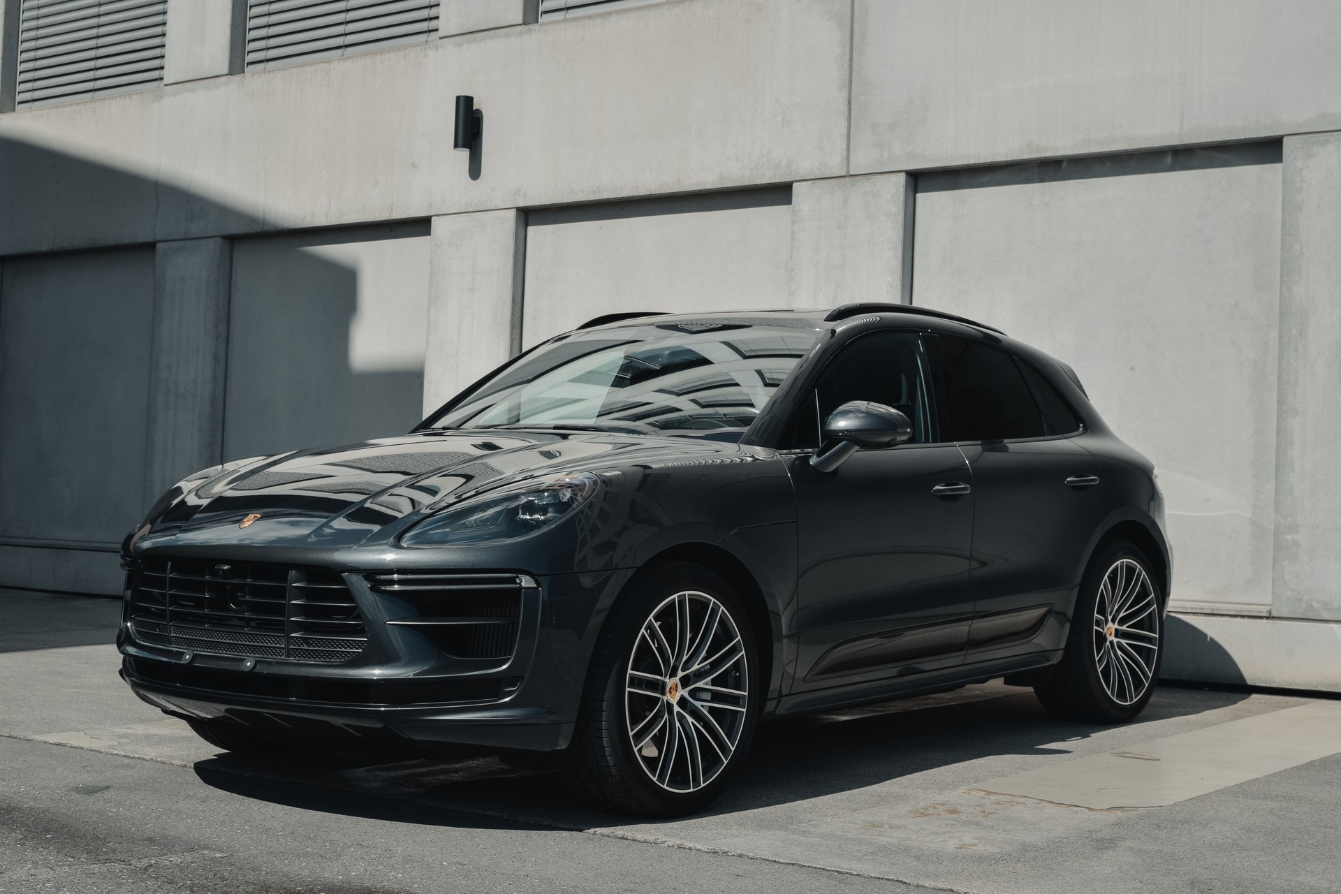 PORSCHE Macan Turbo PDK *111-Punkte*-image-1