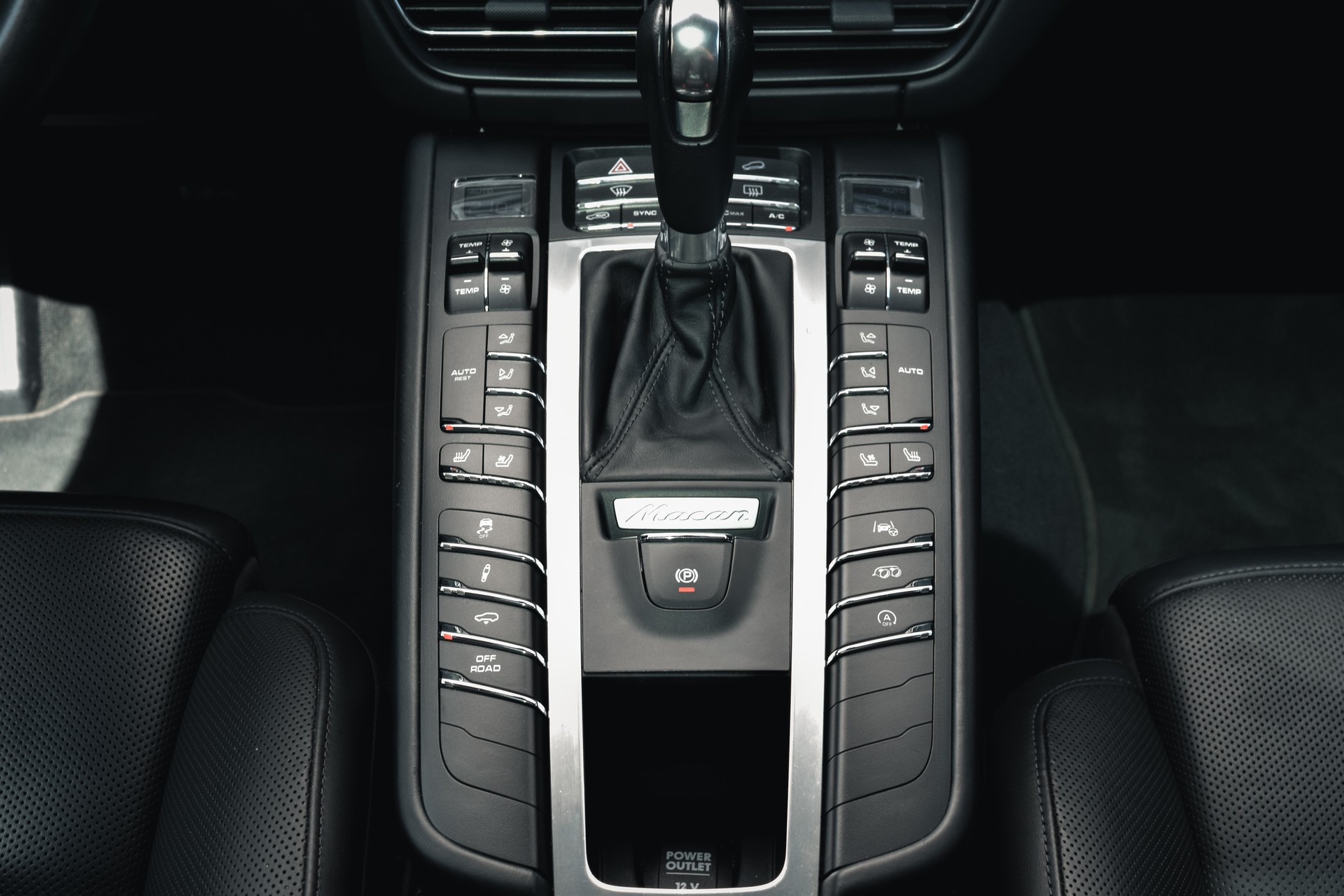 PORSCHE Macan Turbo PDK *111-Punkte*-image-14