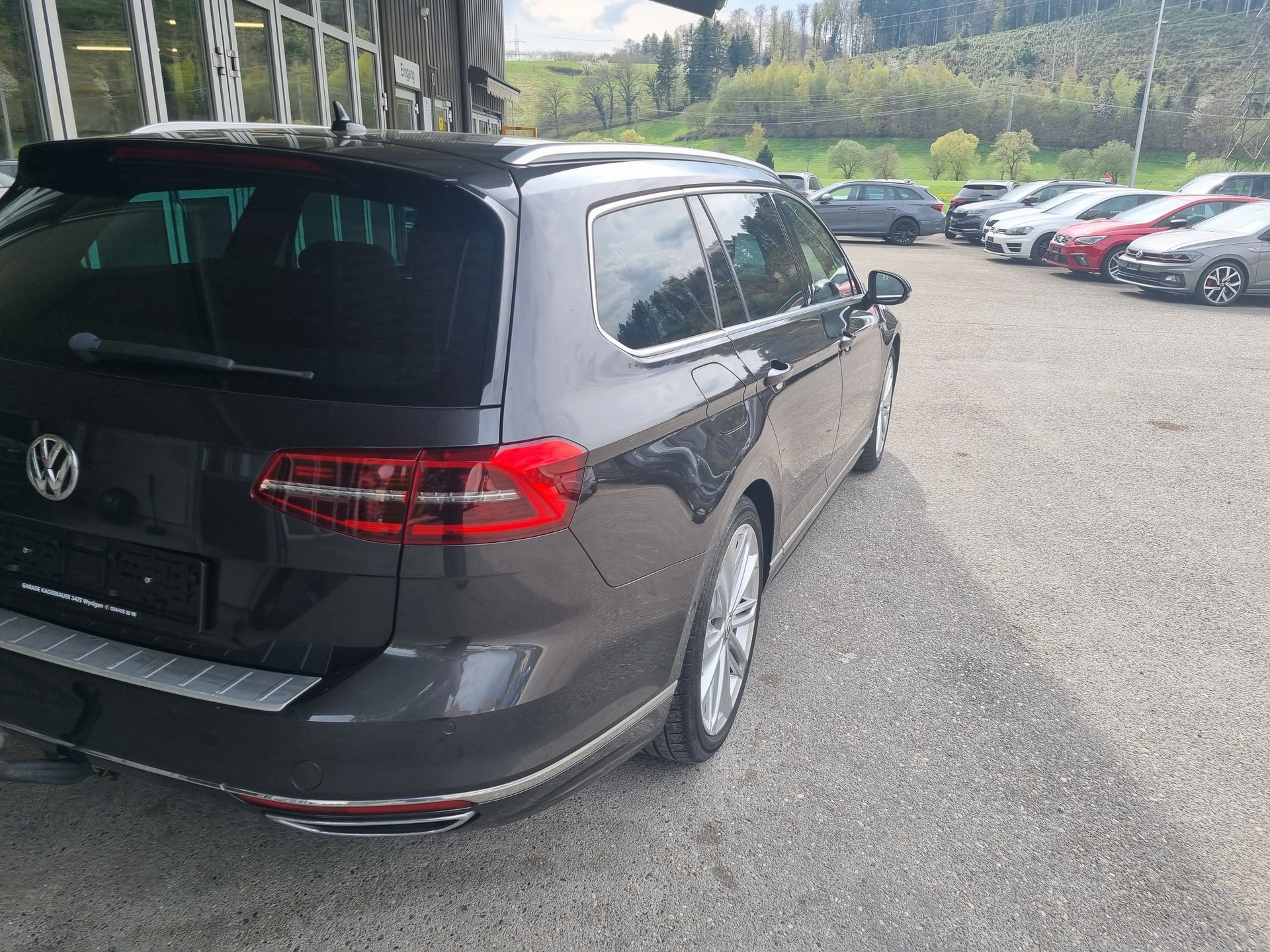 VW Passat Variant 2.0 TDI BMT Highline DSG 4Motion-showroom-element-3