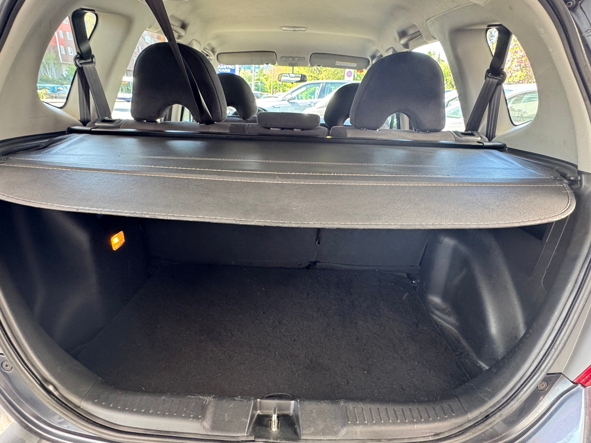 HONDA Jazz 1.4i ES-image-15