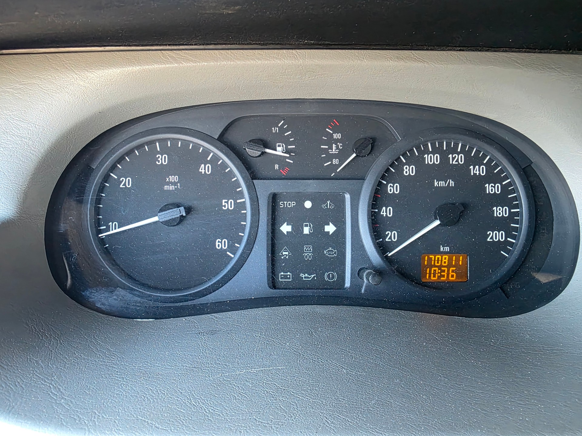OPEL Vivaro 1.9 CDTI 2.9t-image-10